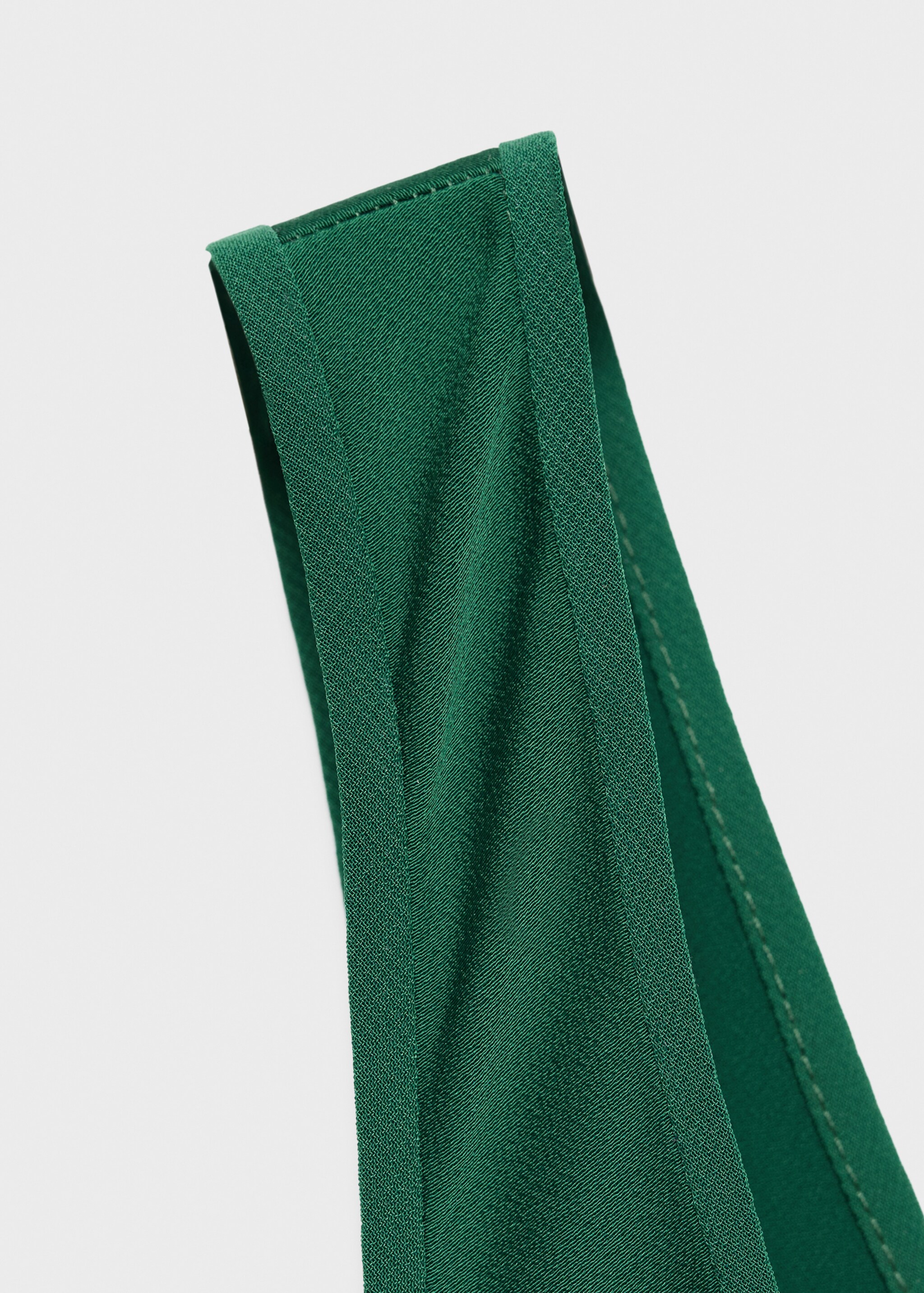 Satin dress with low neckline - Details of the article 0, Green. Ref: 17074783-00.