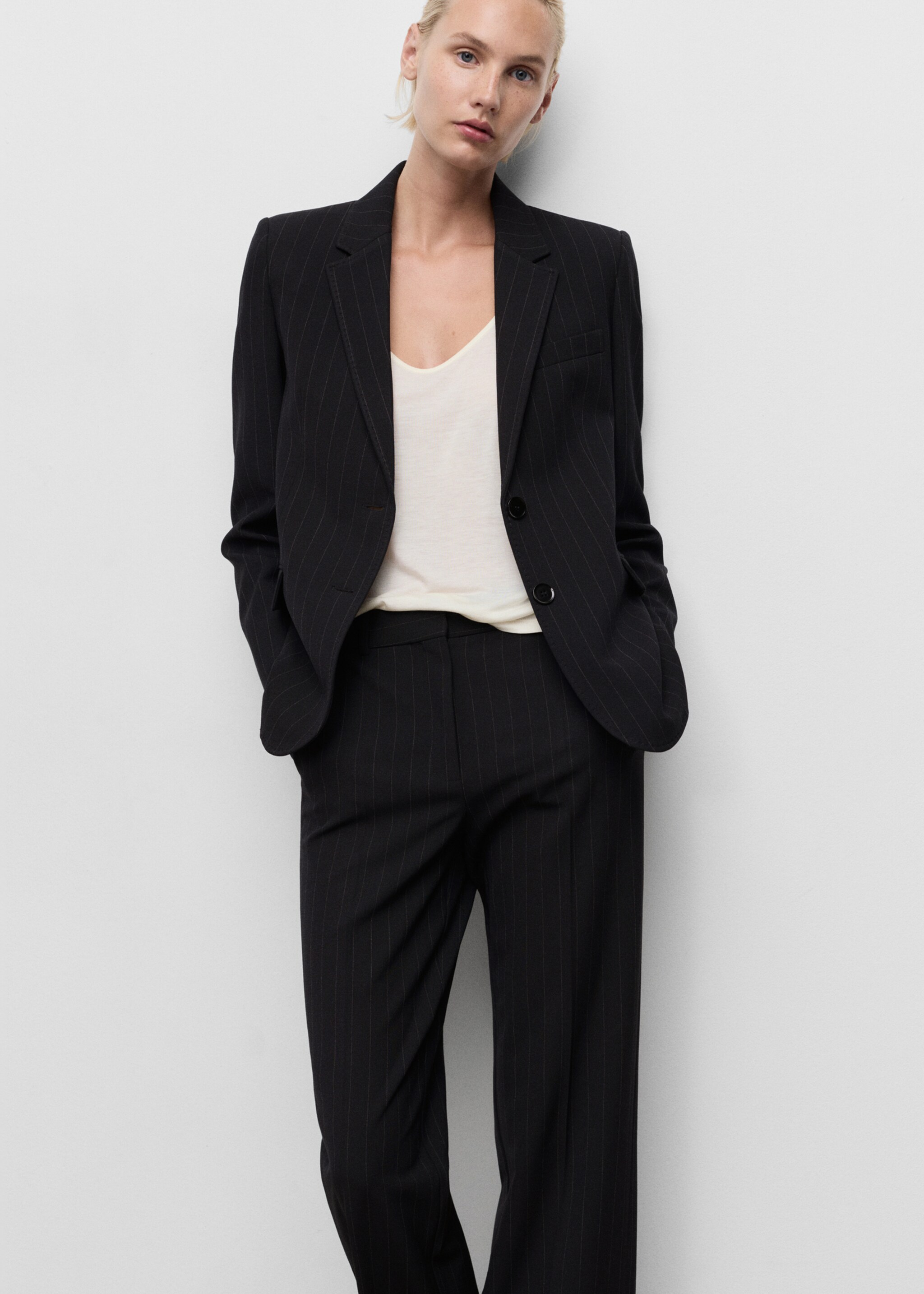 Straight-fit suit trousers - Details of the article 1, Navy. Ref: 17074786-00.