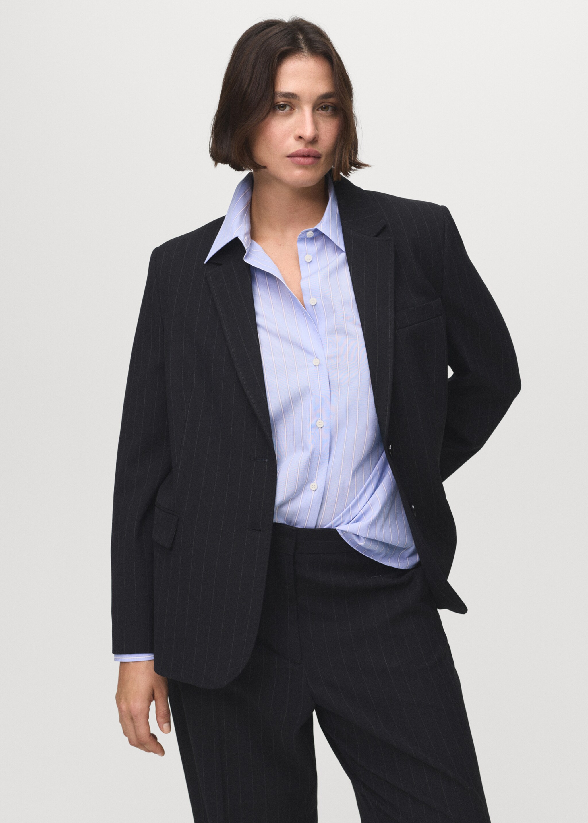 Straight-fit suit trousers - Details of the article 5, Navy. Ref: 17074786-00.
