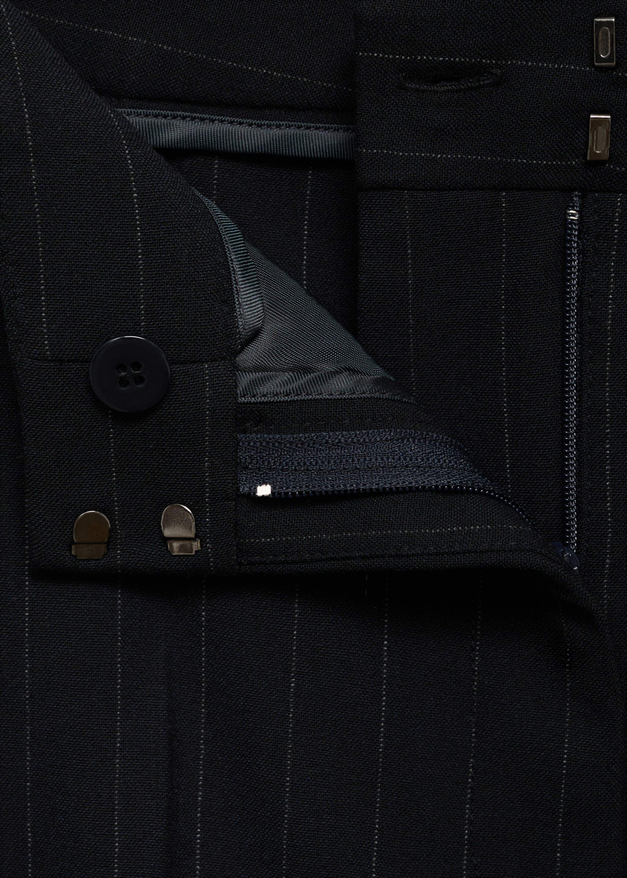 Straight-fit suit trousers - Details of the article 8, Navy. Ref: 17074786-00.