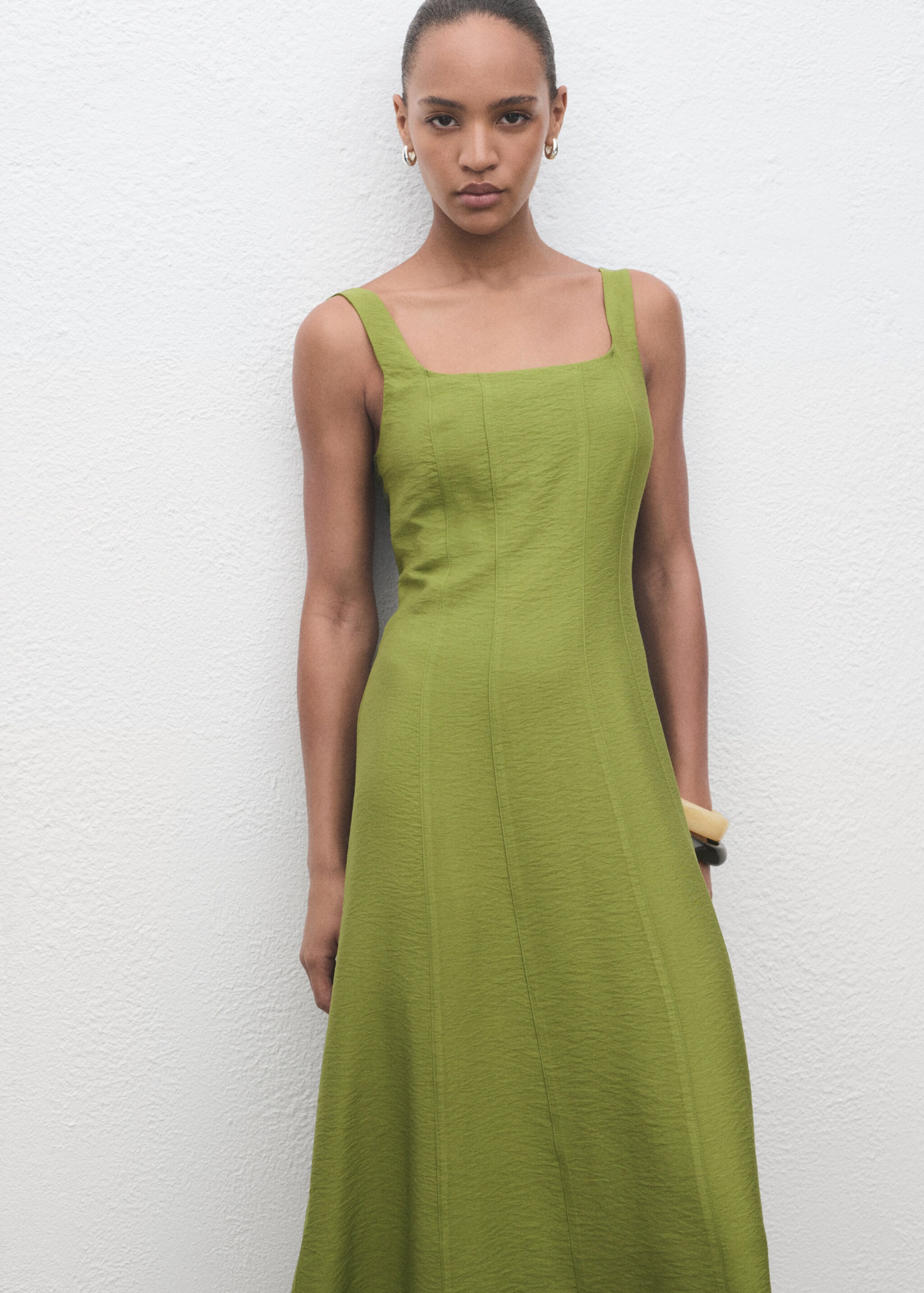 Midi-dress with stitching - Medium plane, Green. Ref: 17074788-00.