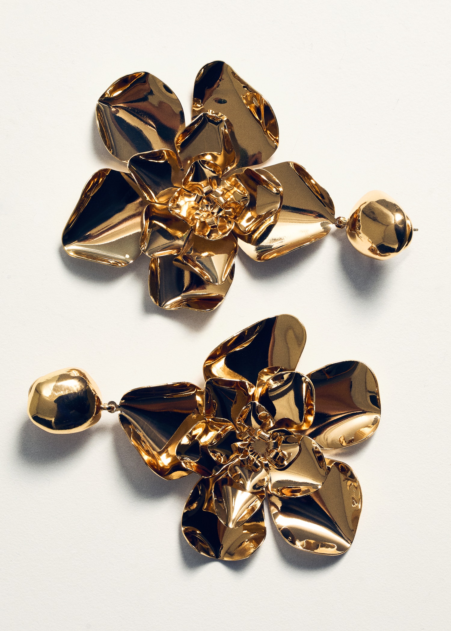 Maxi flower earrings - Details of the article 5