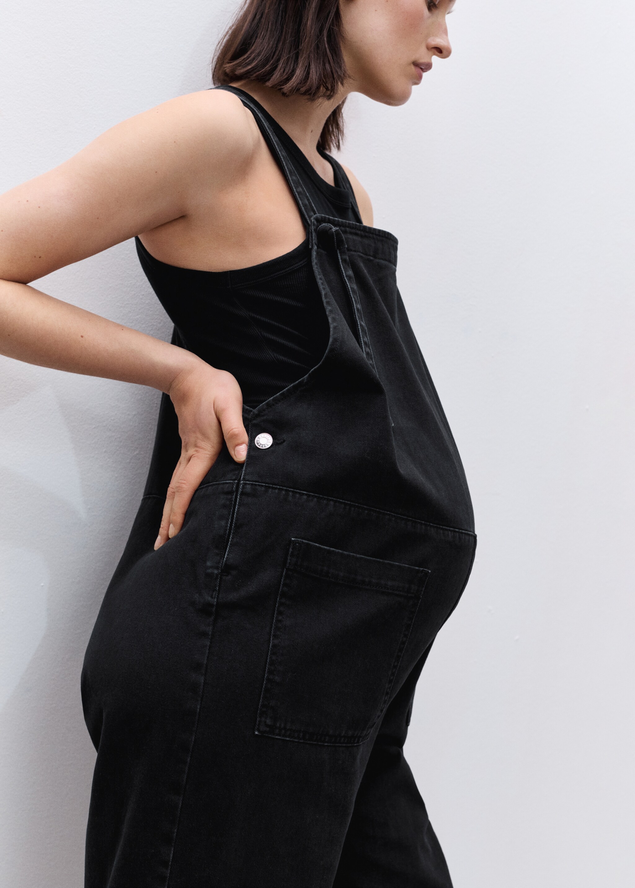 Dungarees petomum - Details of the article 1, Black denim. Ref: 17075145-00.