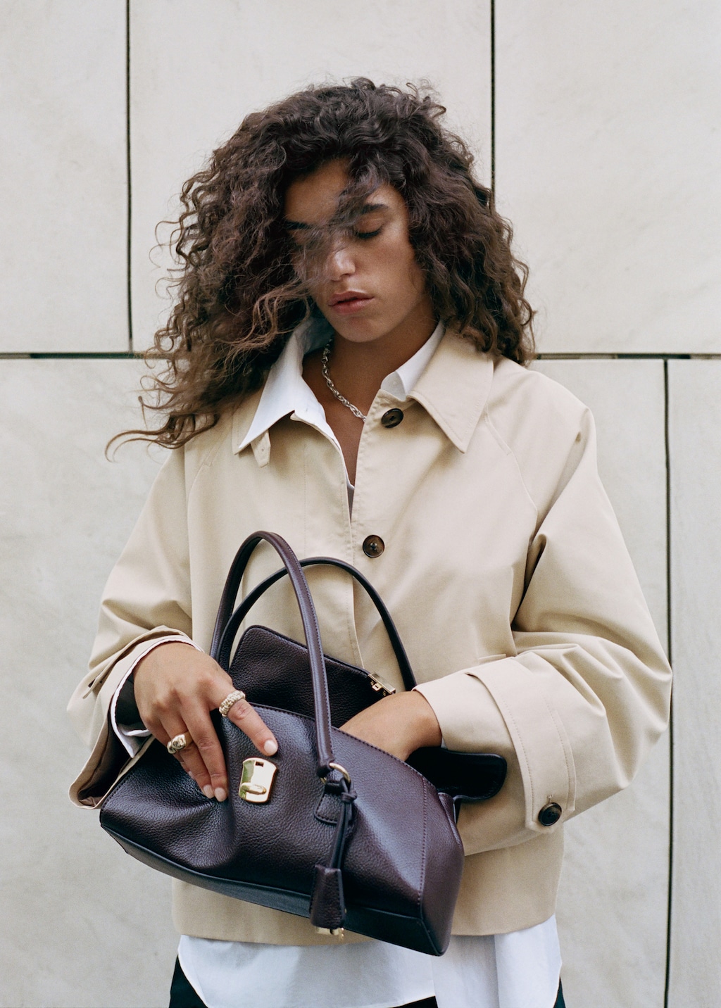 Mango Short oversized trench coat with epaulettes