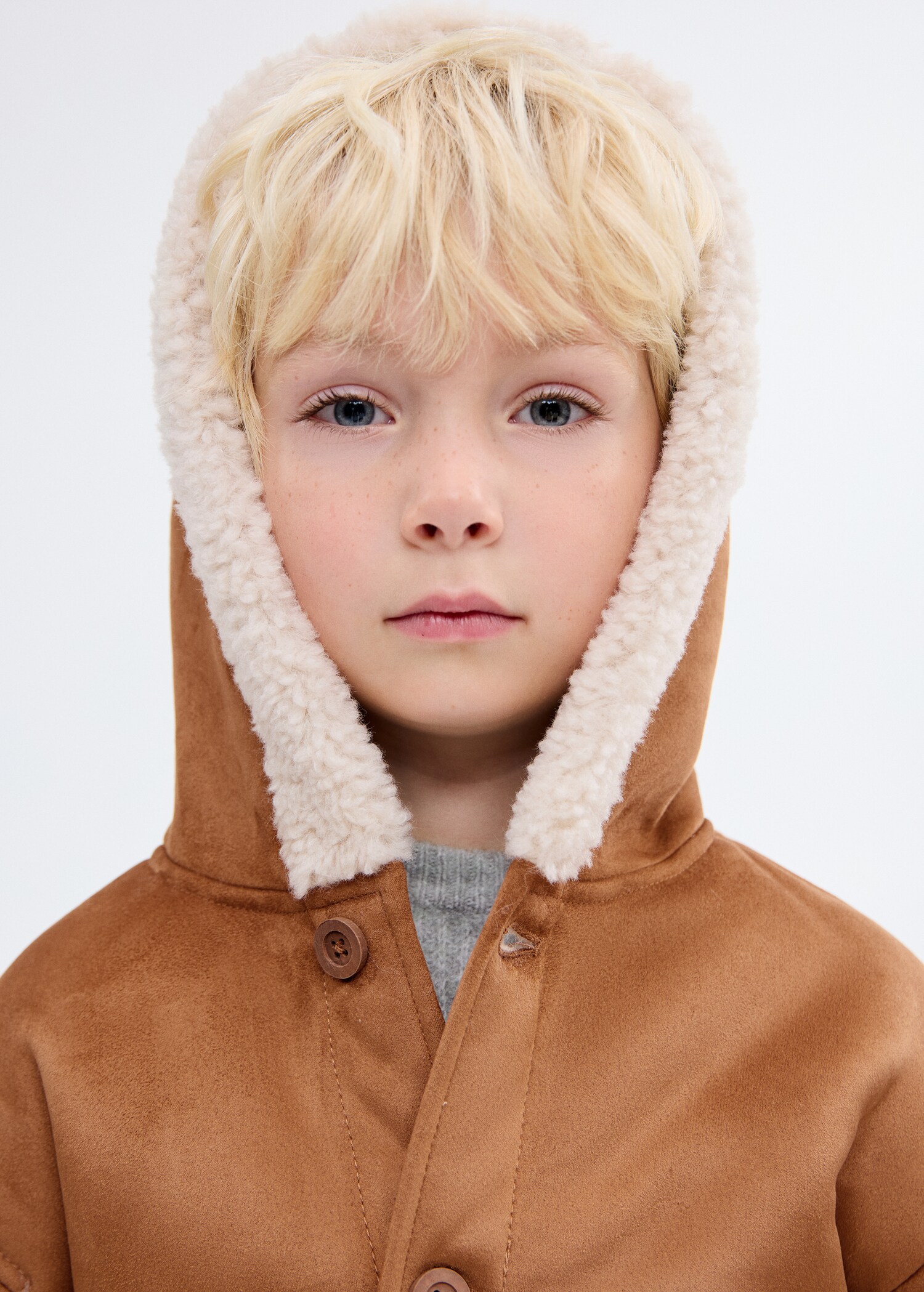 Kappa i mockaeffekt fårskinnsimitation - Detaljer om artikeln 1