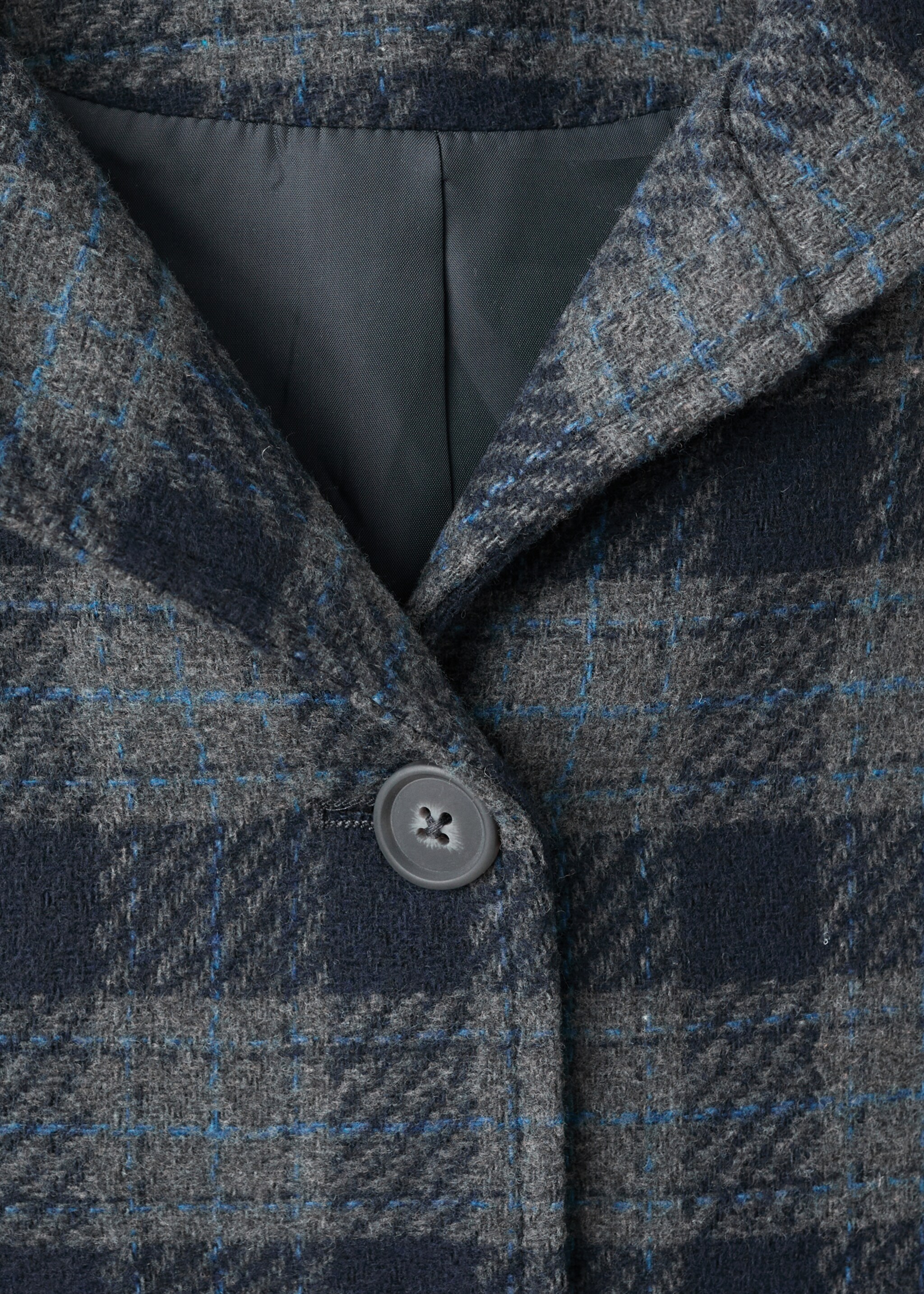 Checked cloth coat - Details of the article 8, Navy. Ref: 17075787-00.