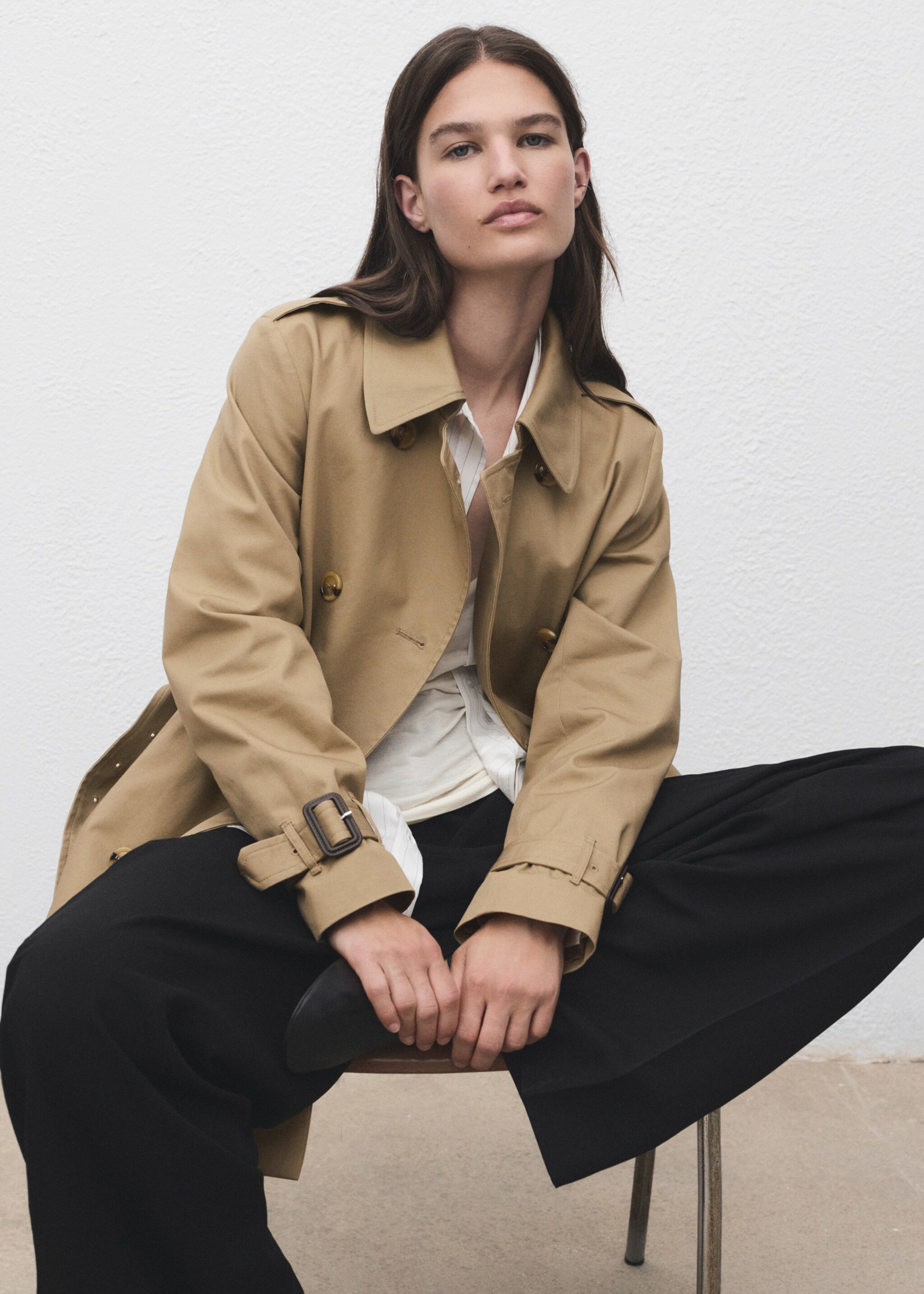 Classic trench coat with belt - Details of the article 3, Beige. Ref: 17075789-00.