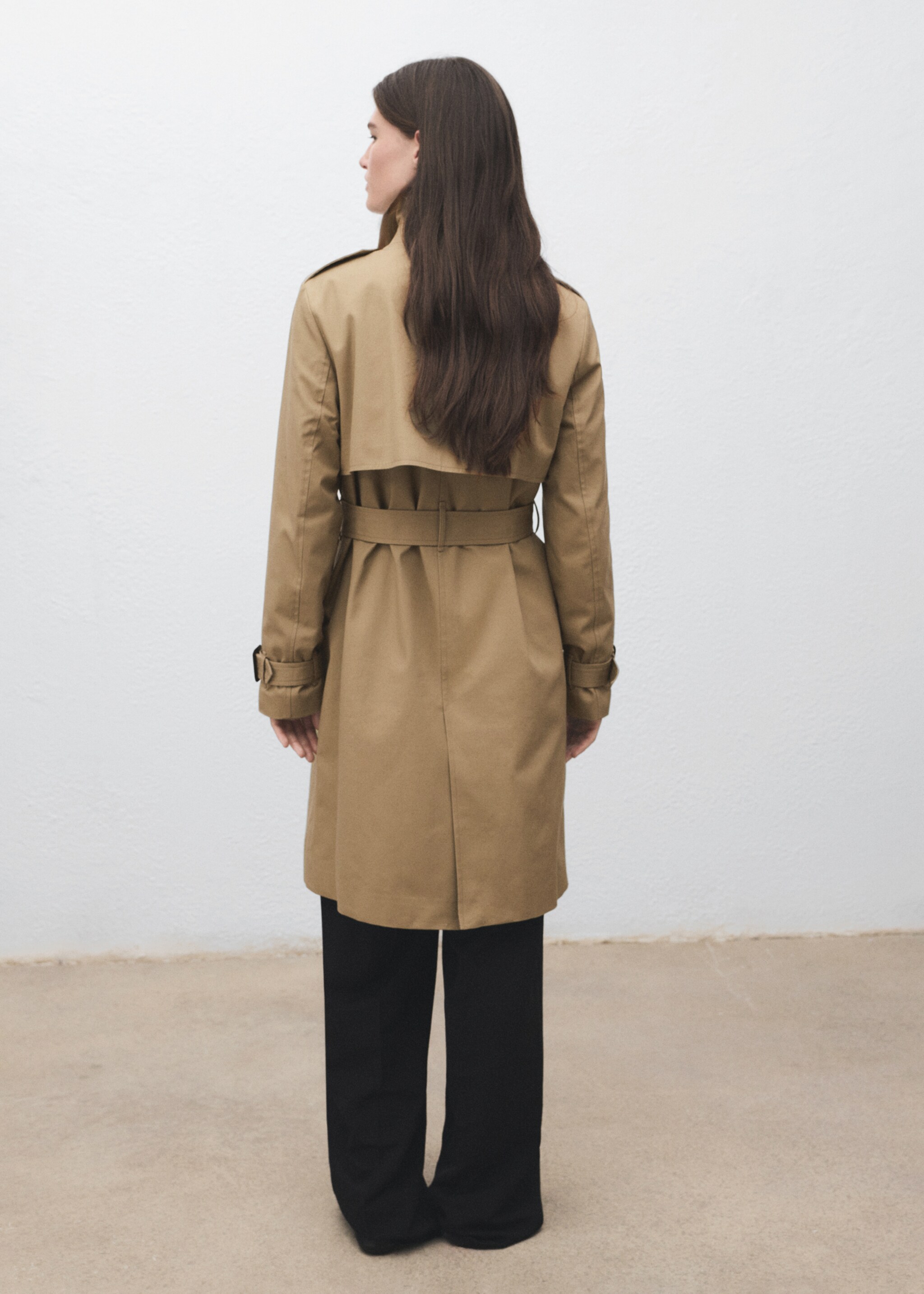 Classic trench coat with belt - Reverse of the article, Beige. Ref: 17075789-00.