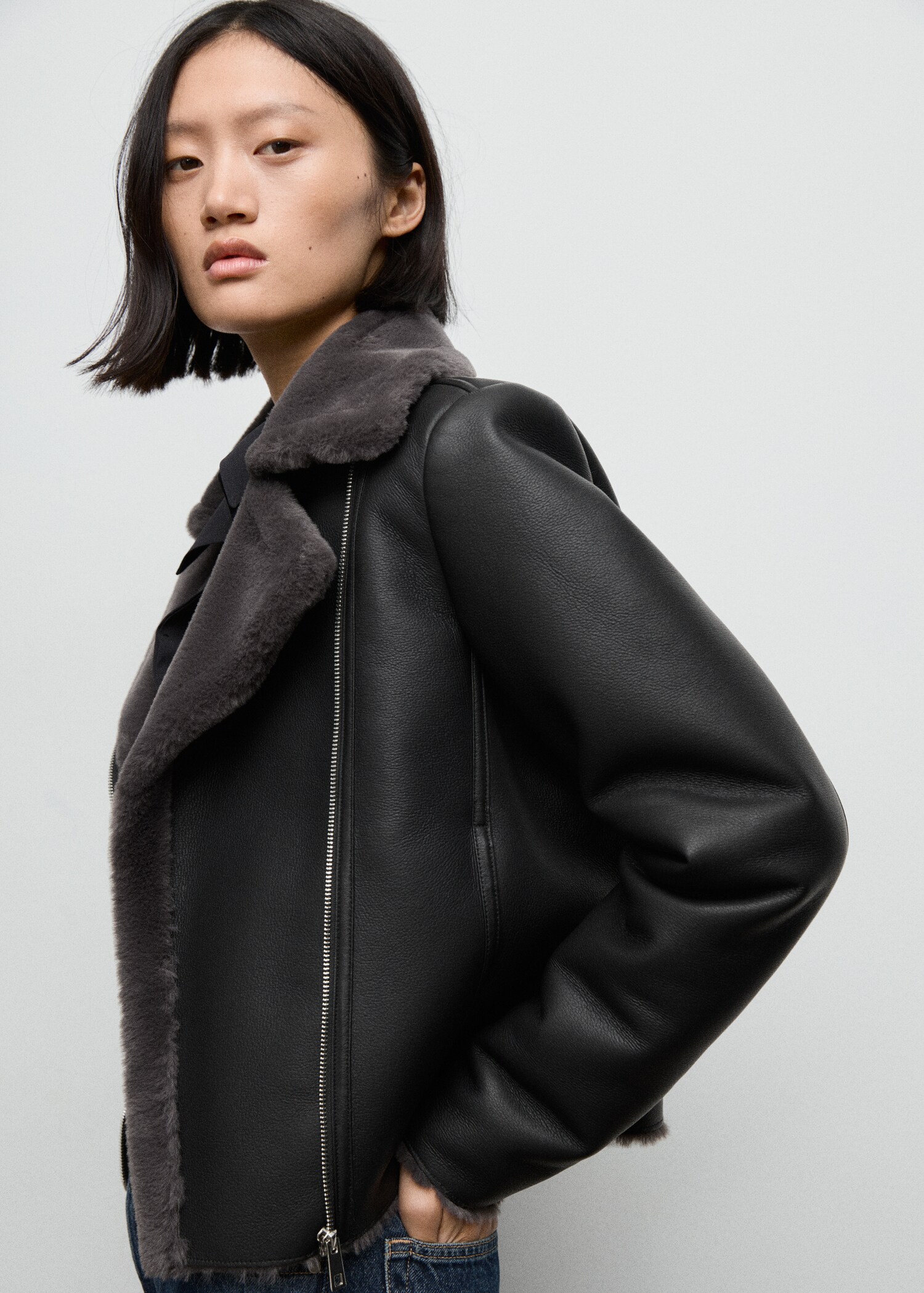 Fur-effect biker jacket - Medium plane