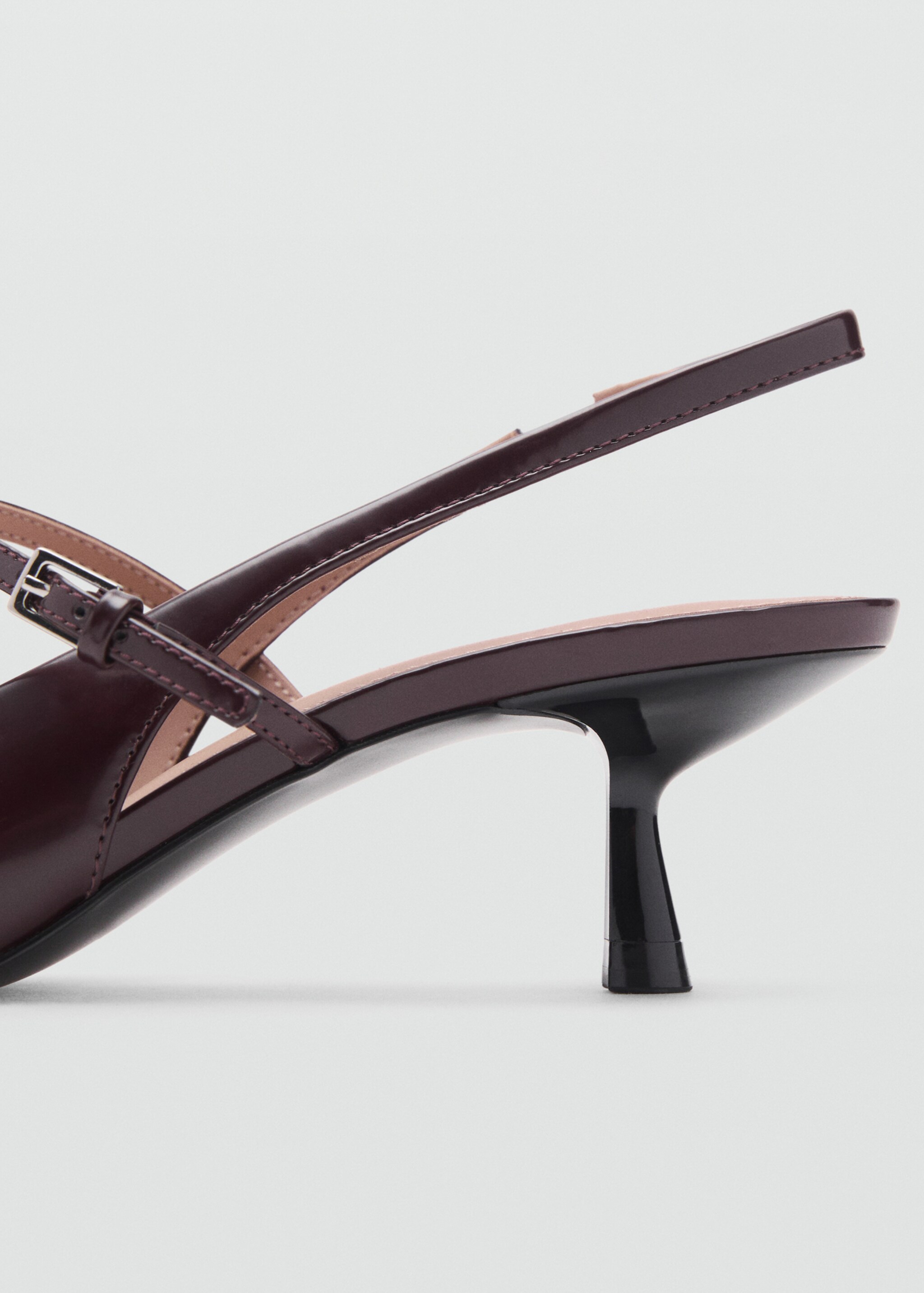 Kitten-heel patent leather shoes - Details of the article 1, Chocolate. Ref: 17075800-00.