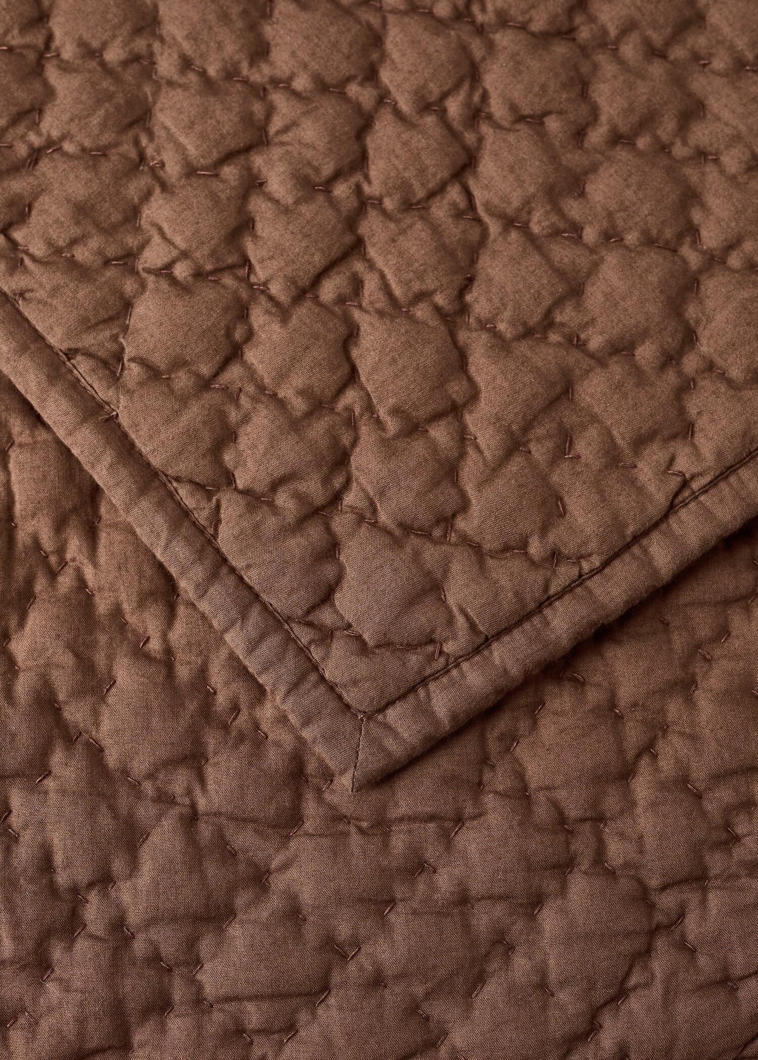 Hand-stitched cotton bedspread for cot - Details of the article 2