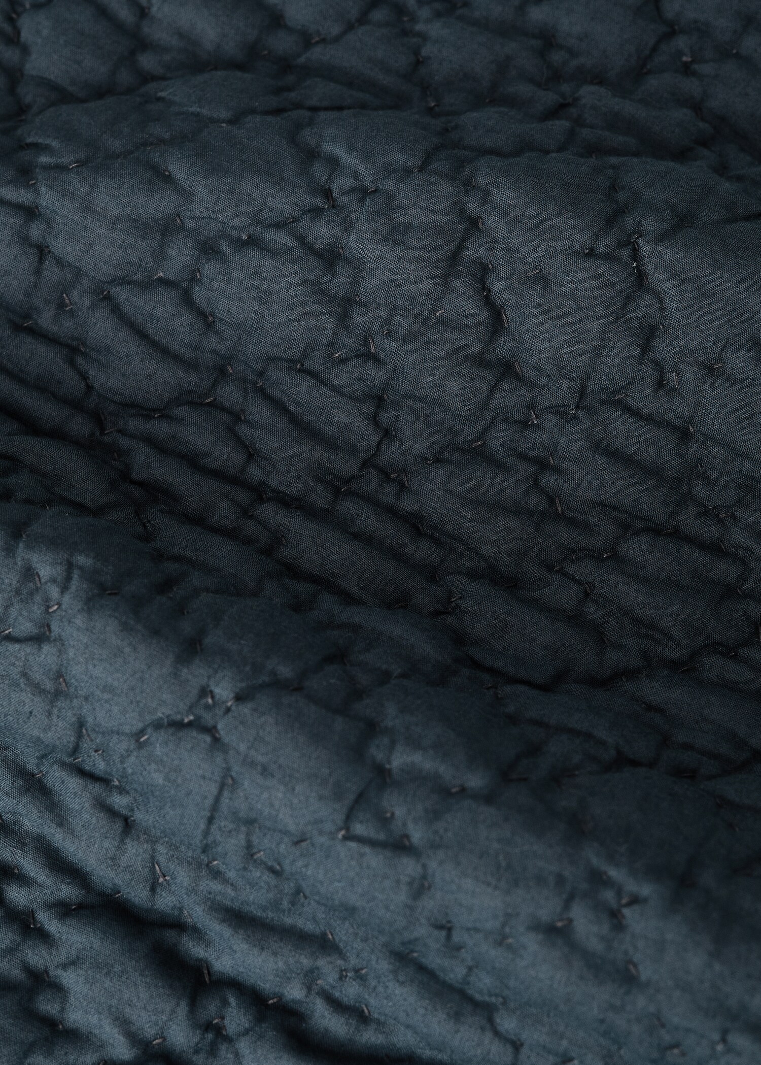 Hand-stitched cotton bedspread for cot - Details of the article 1