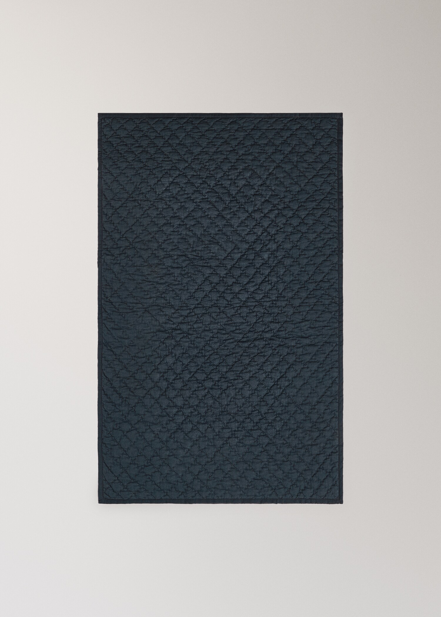 Hand-stitched cotton bedspread for cot - Details of the article 3