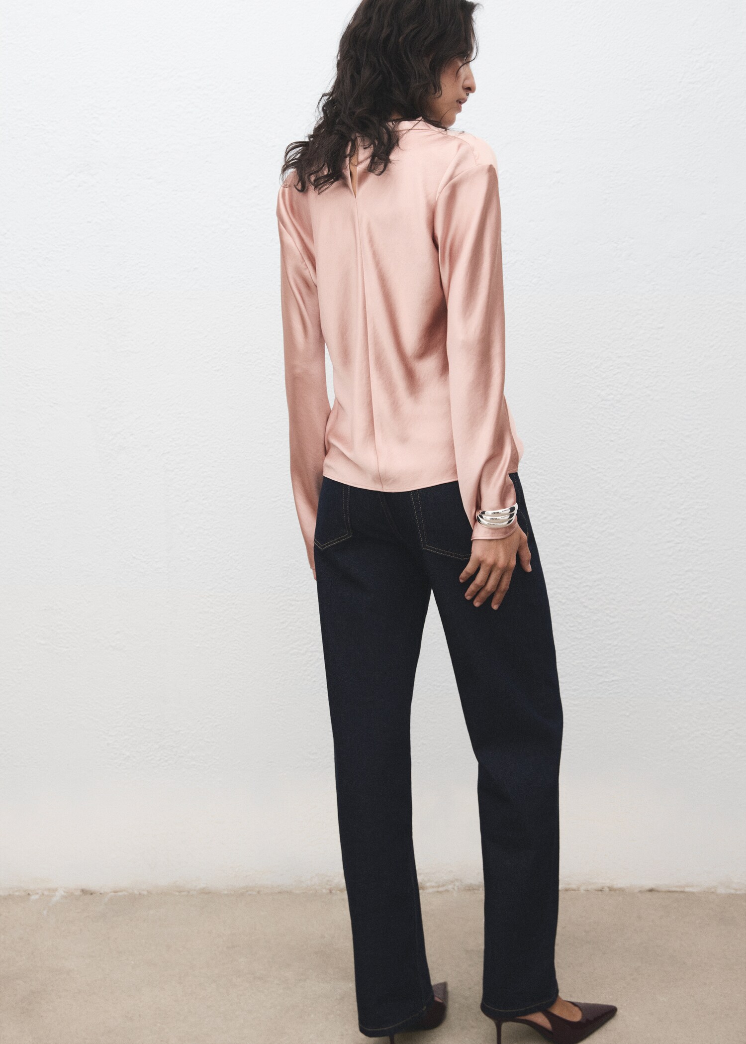 Blouse satin col bénitier - Verso de l’article