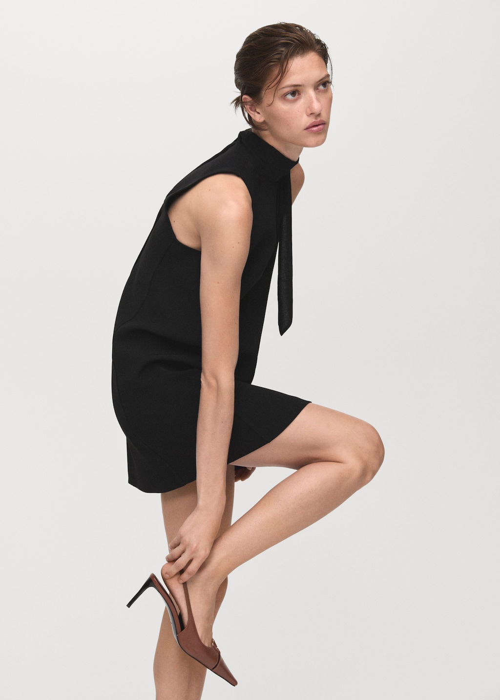 Bow cut-out detail dress