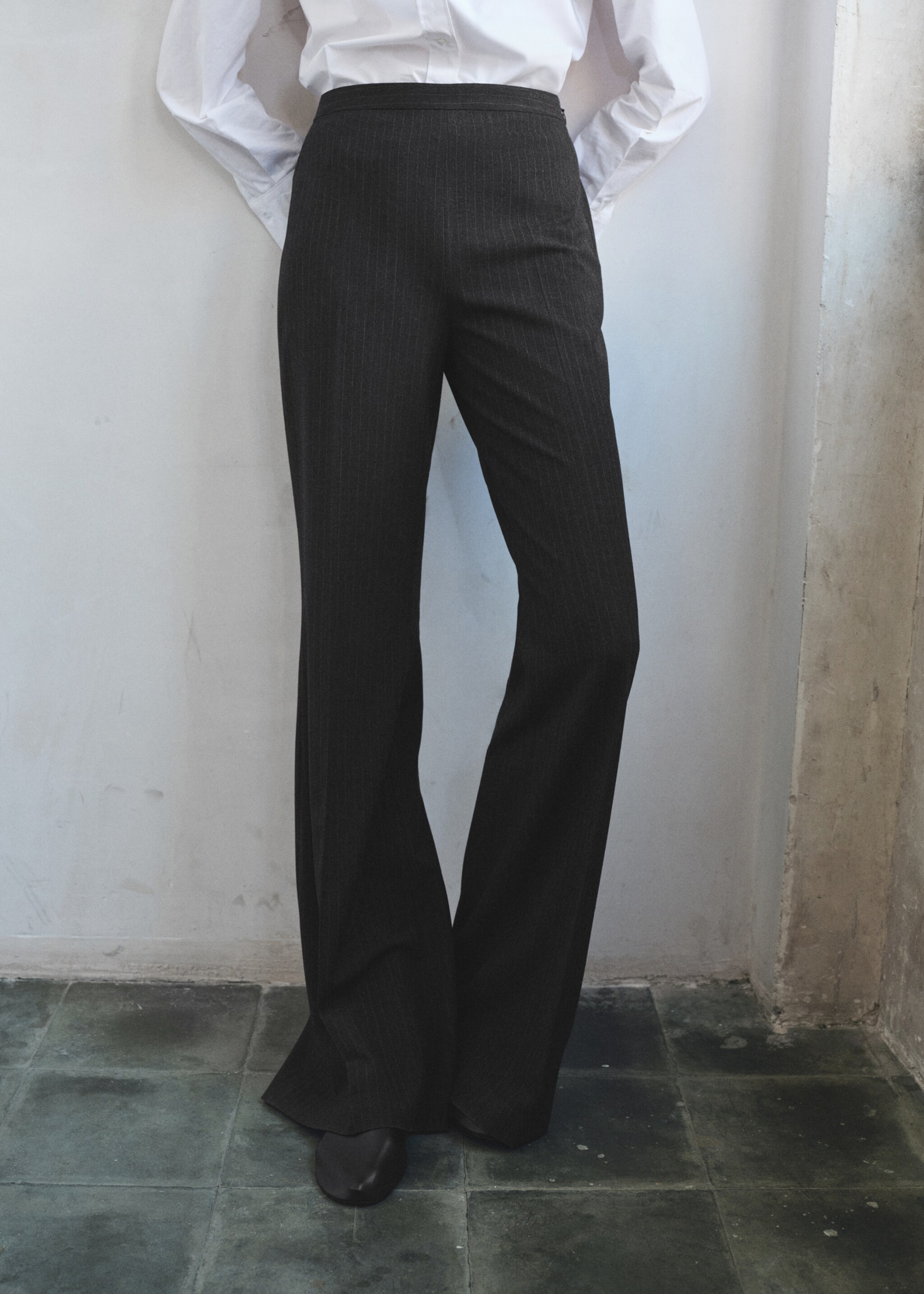 Pantaloni da completo gessati - Piano medio, Grigio scuro vigoré. Ref: 17075822-00.