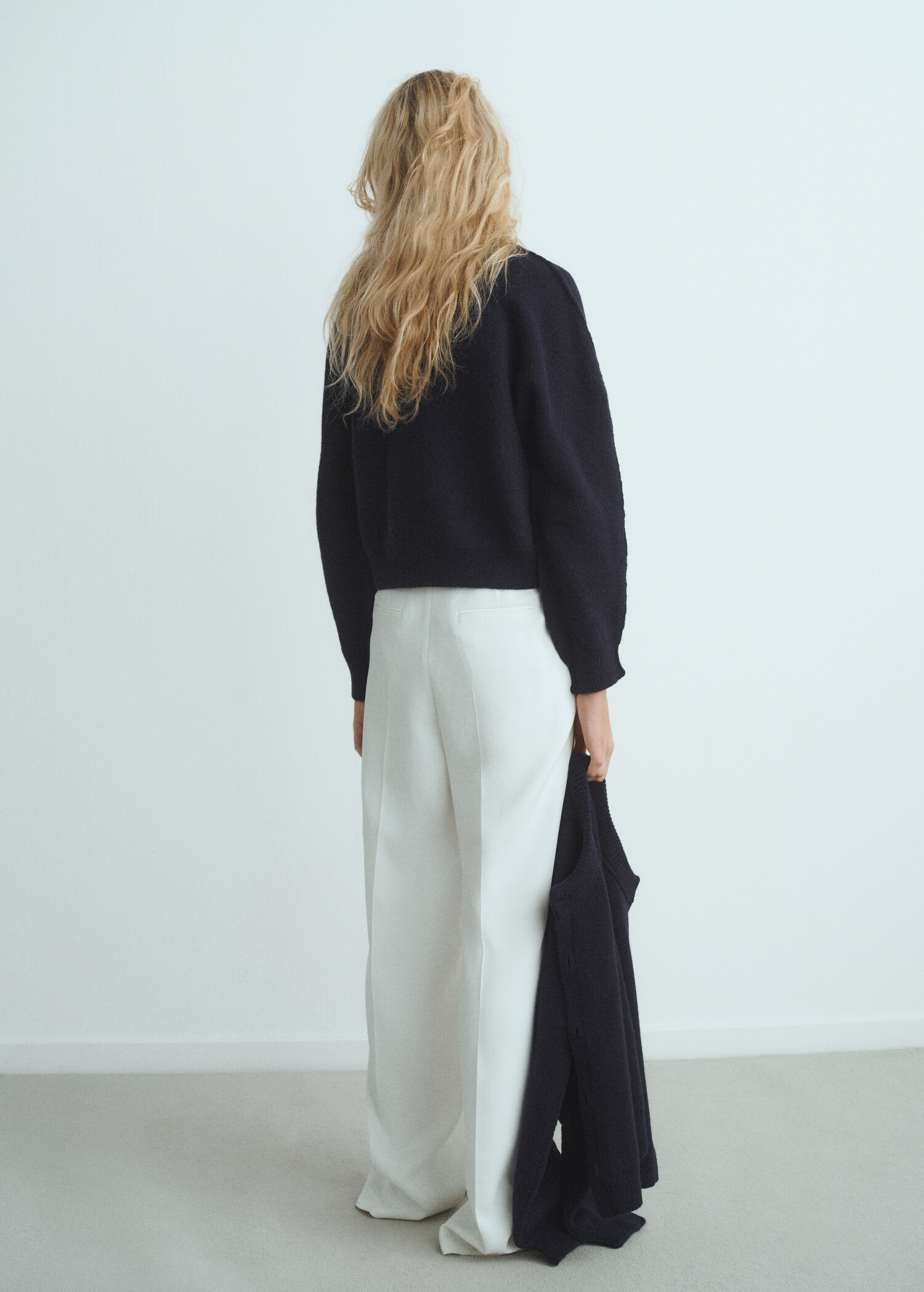 Straight-fit cardigan with buttons - Reverse of the article