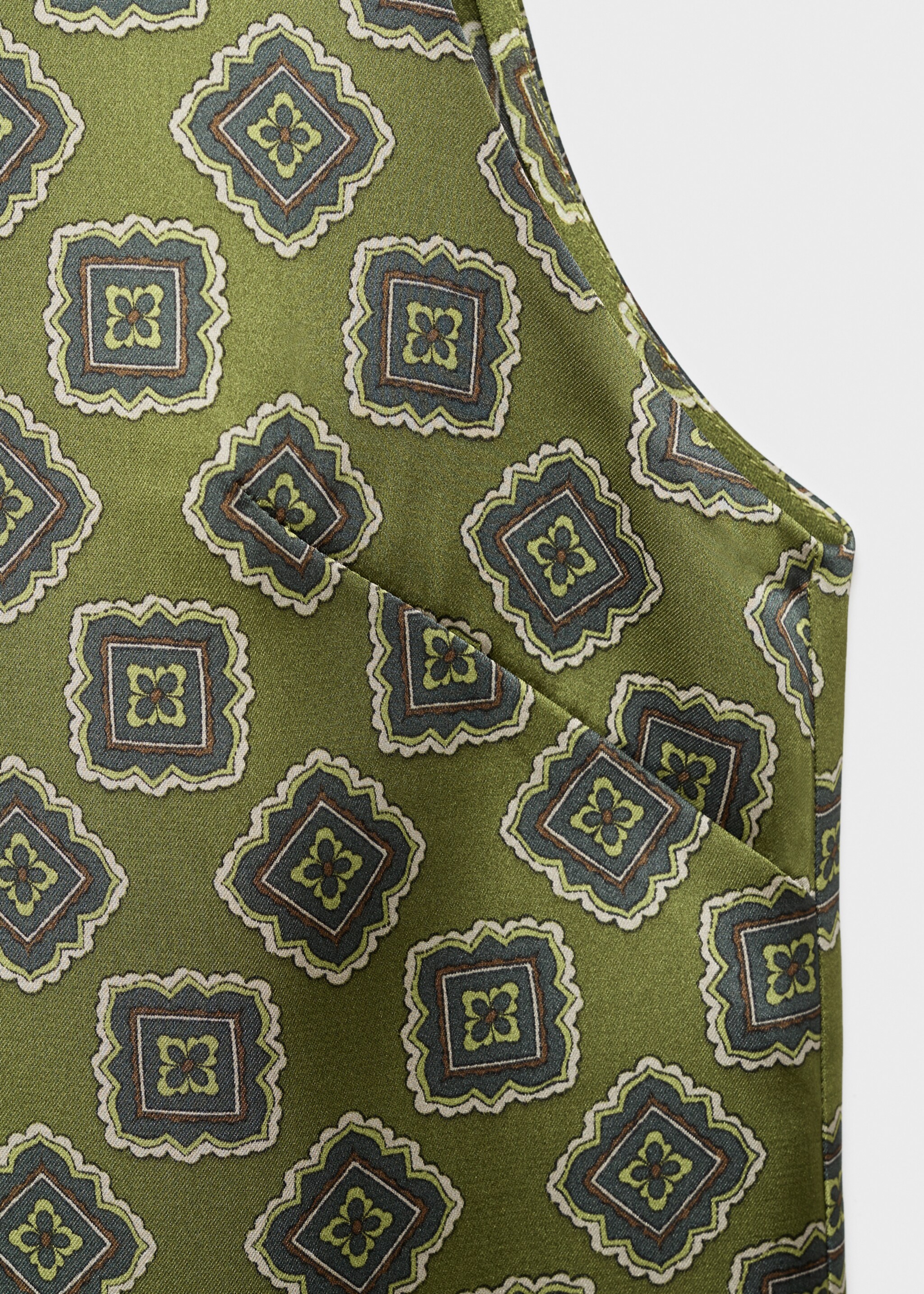 Blusa satinada estampado geométrico - Detalle del artículo 0, Verde. Ref: 17075828-00.