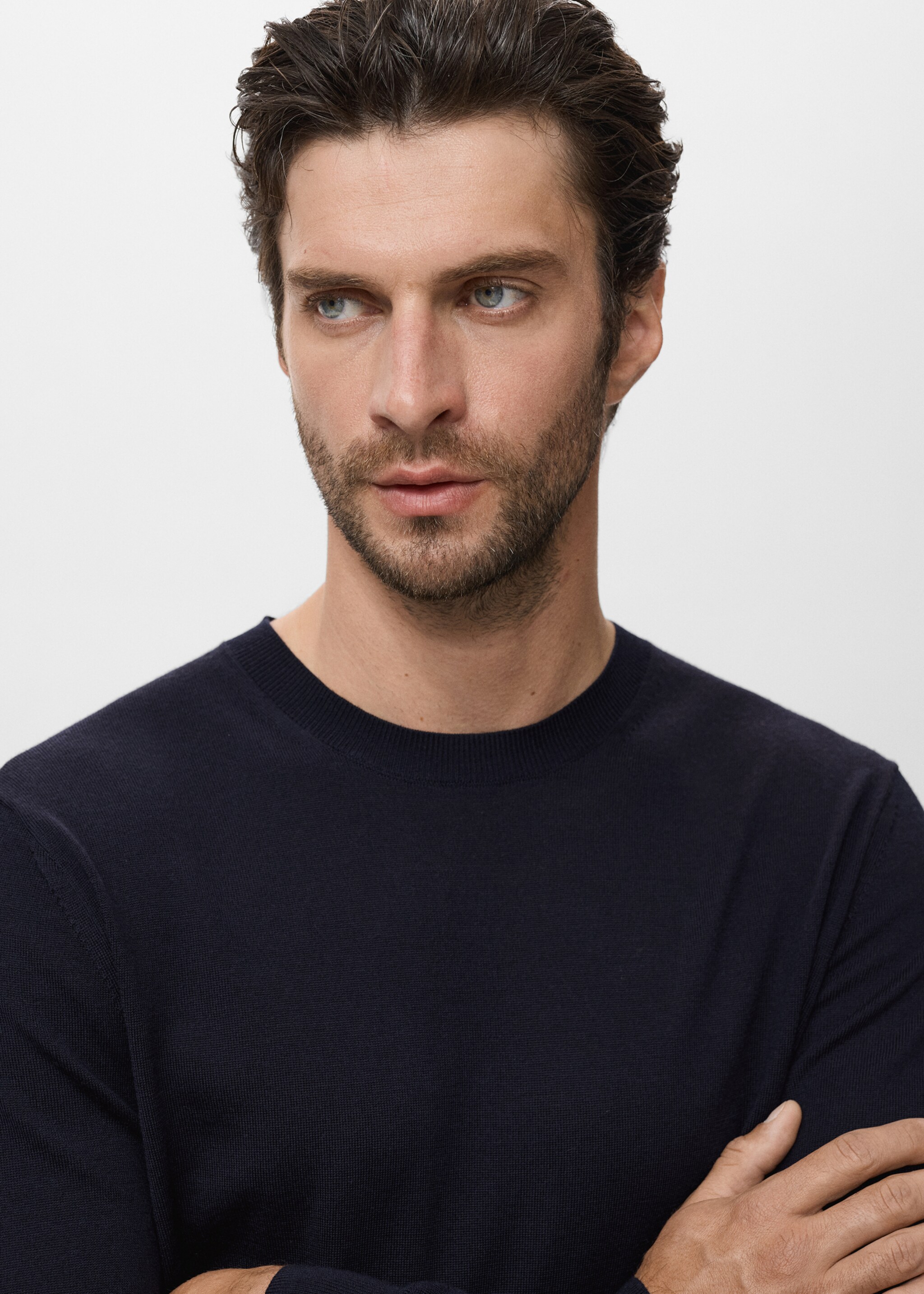 Pull-over 100 % laine col rond - Détail de l'article 1, Bleu marine. Ref: 17075970-00.