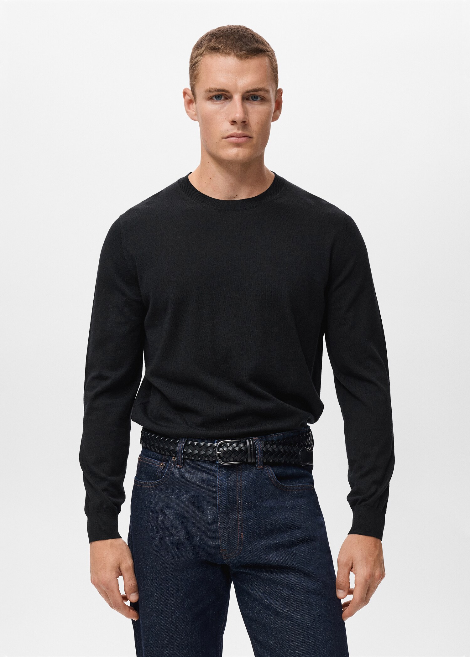 Camisola de 100% lã com gola redonda - Plano médio