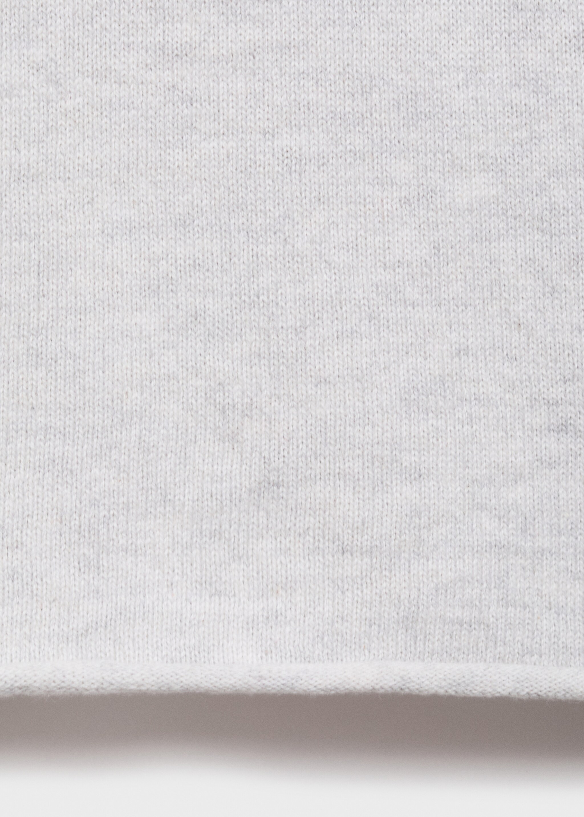 Turtleneck knit sweater - Details of the article 8, Light Heather Grey. Ref: 17075971-00.