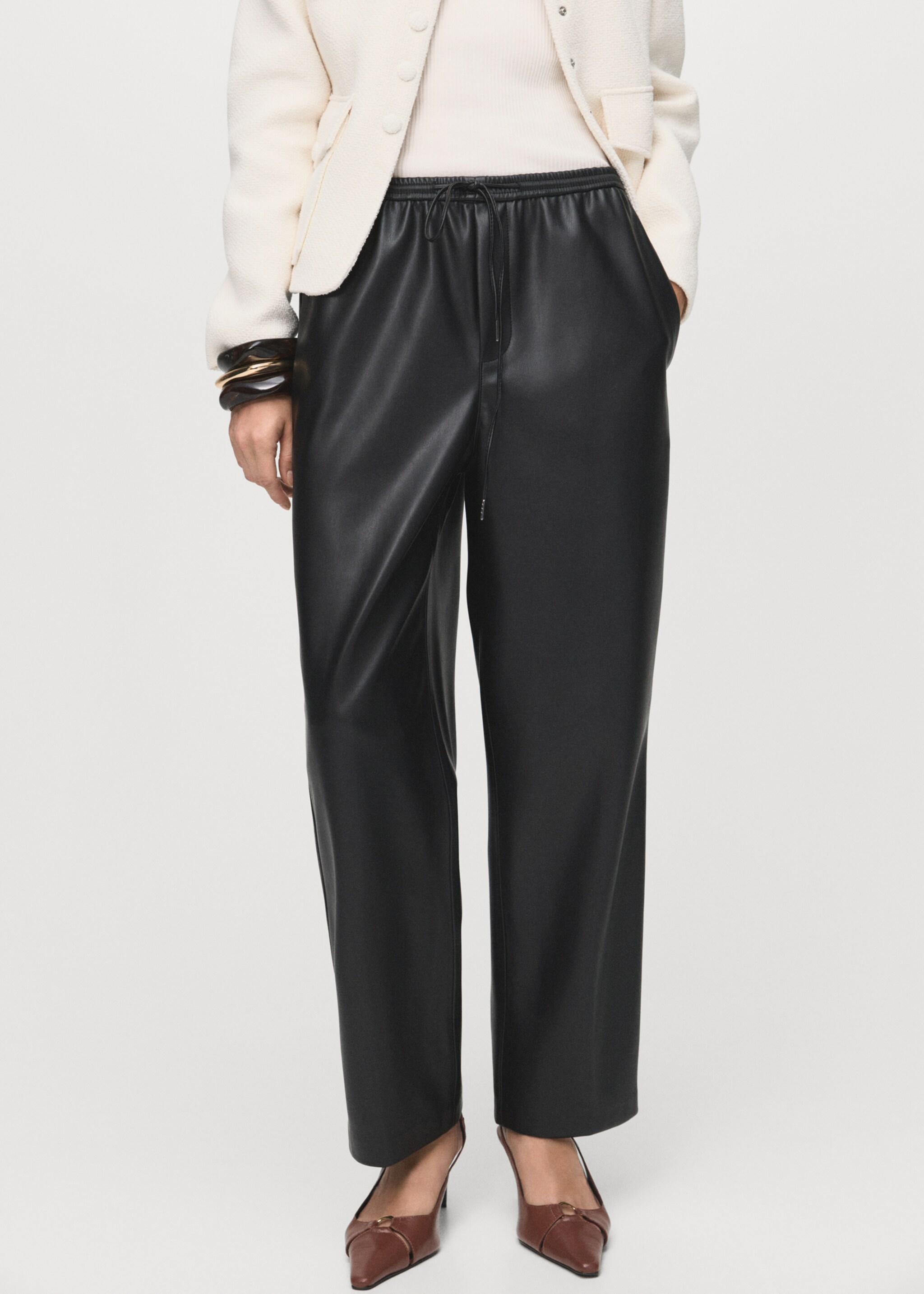 Leather-effect elastic waist trousers - Medium plane, Black. Ref: 17075974-00.