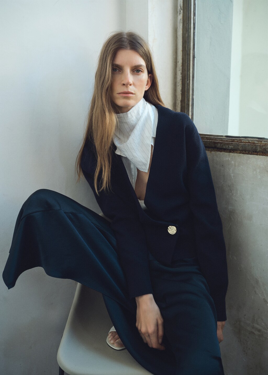 Mango Cross-over cardigan with jewel button