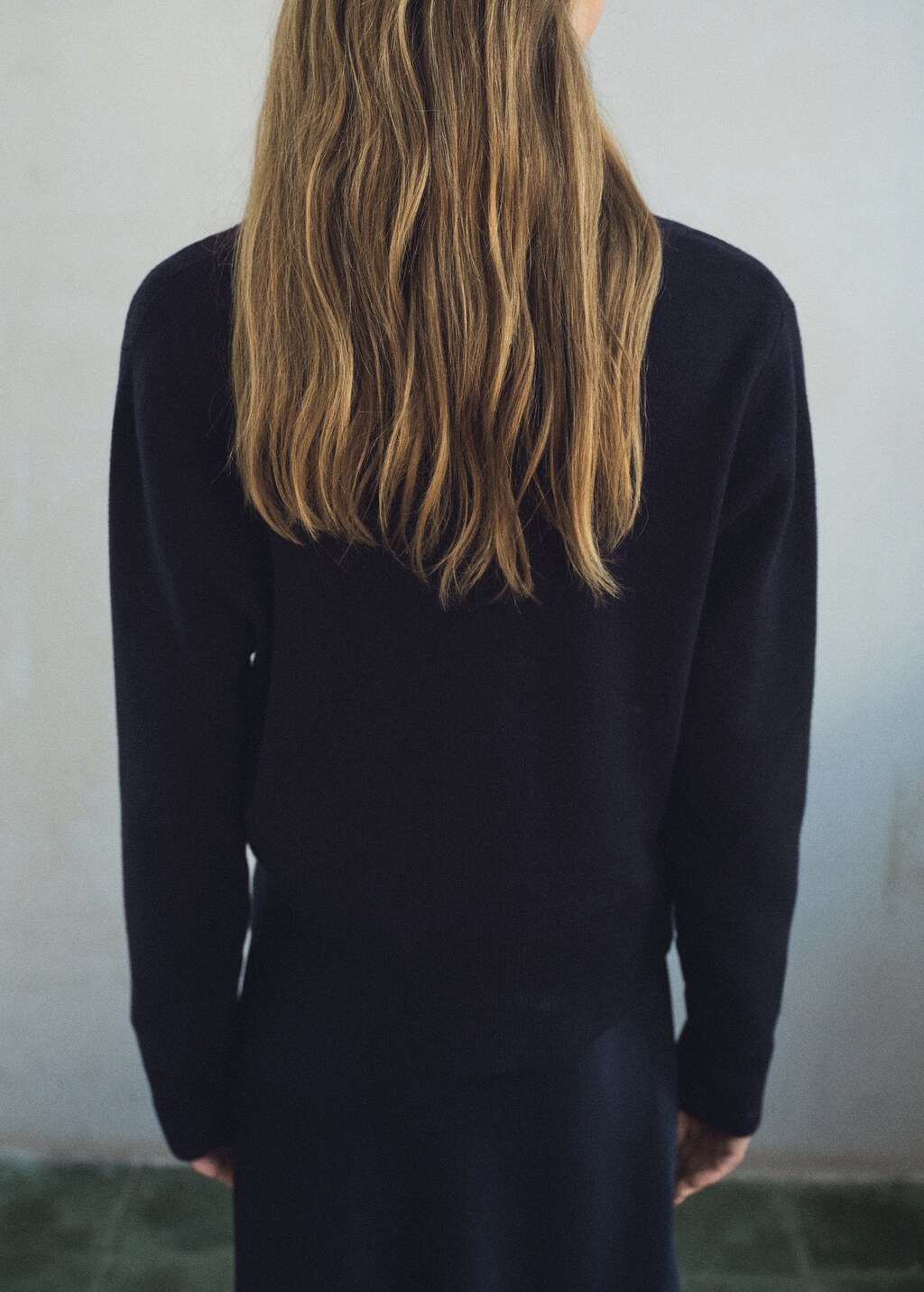 Mango Cross-over cardigan with jewel button