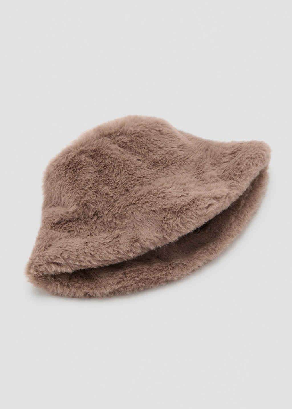 Fur-effect hat