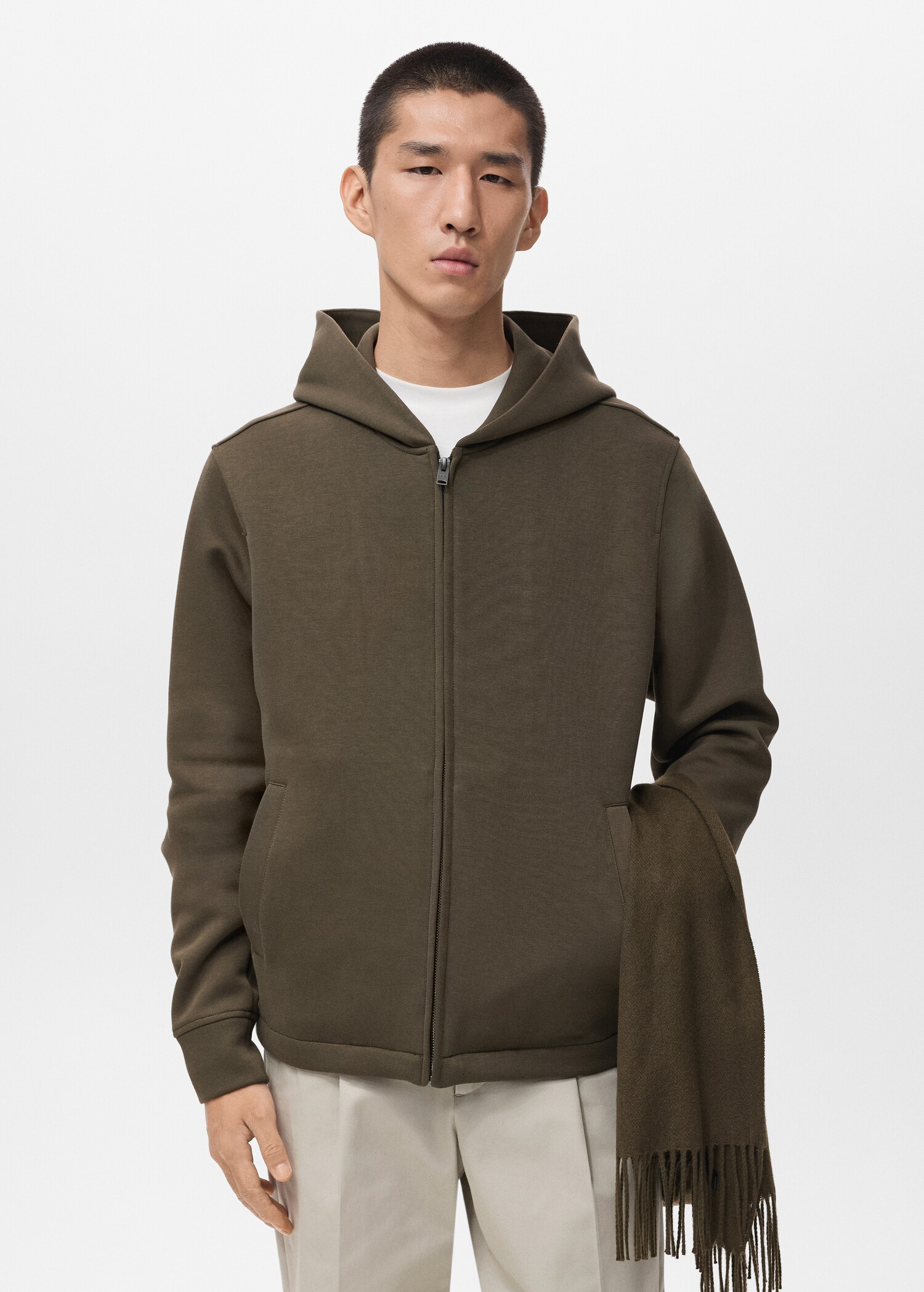 Sudadera cremallera capucha - Plano medio