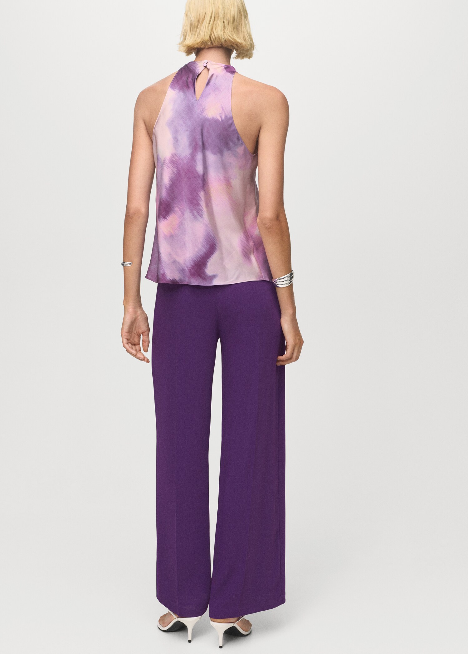 High-waist straight trousers - Reverse of the article