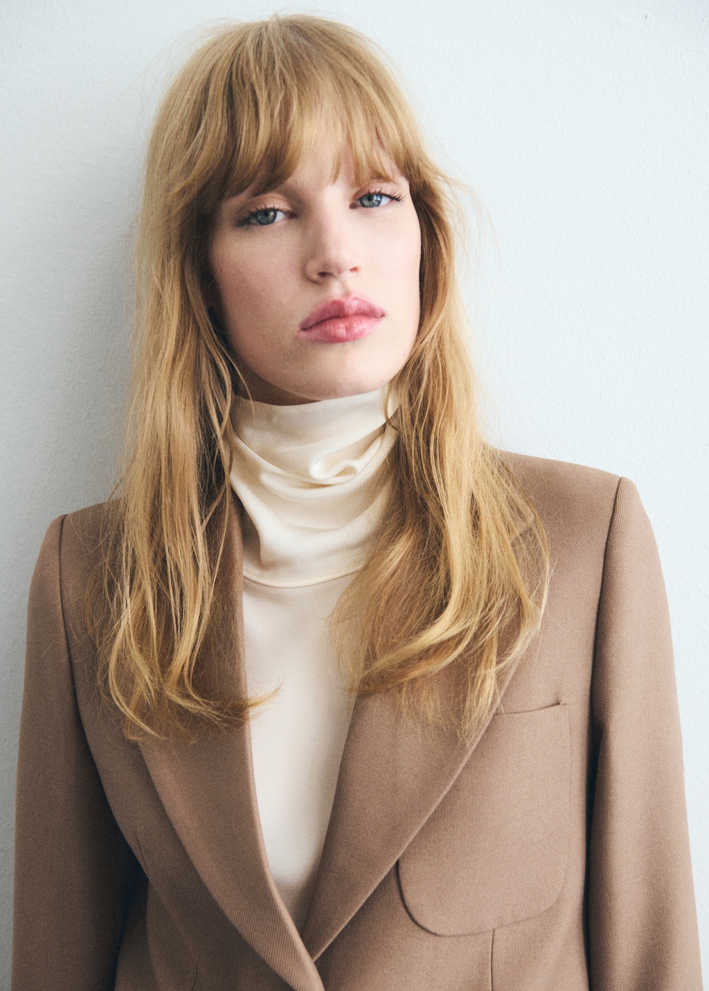 Wool-blend suit blazer with pockets