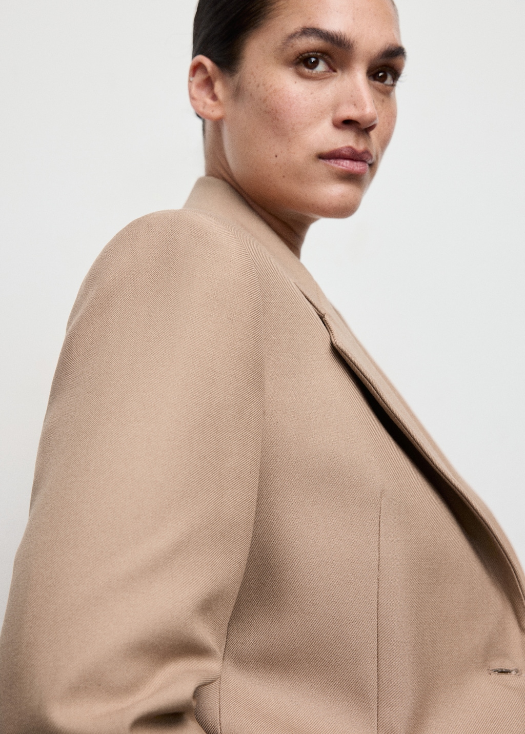 Wool-blend suit blazer with pockets