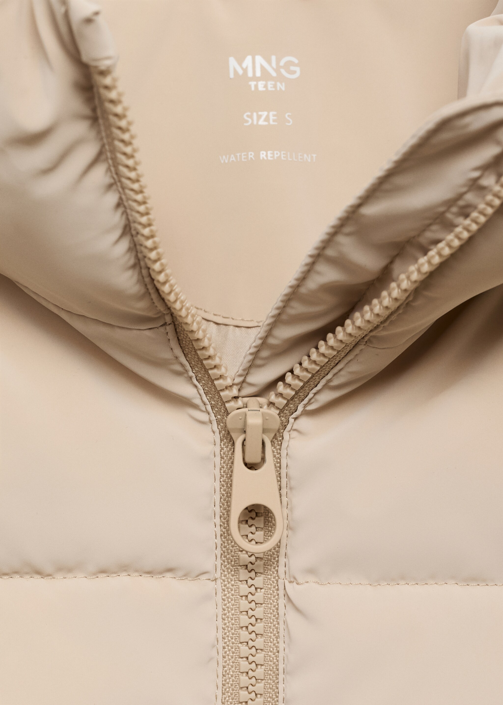Soft quilted anorak - Details of the article 8, Beige. Ref: 17076325-00.