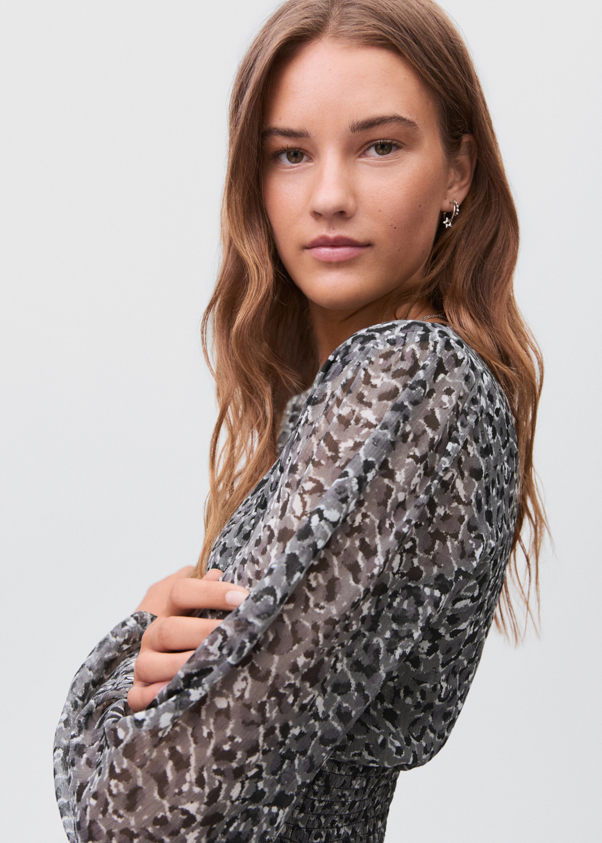 Ruffled leopard ledress - Details of the article 1, Grey. Ref: 17076332-00.