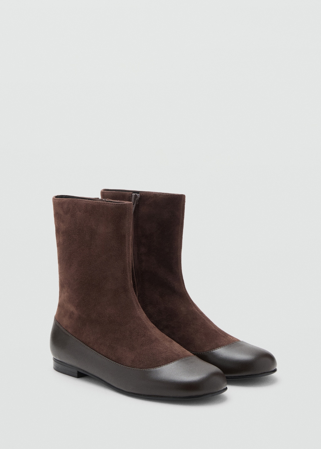 Combined leather ankle boot