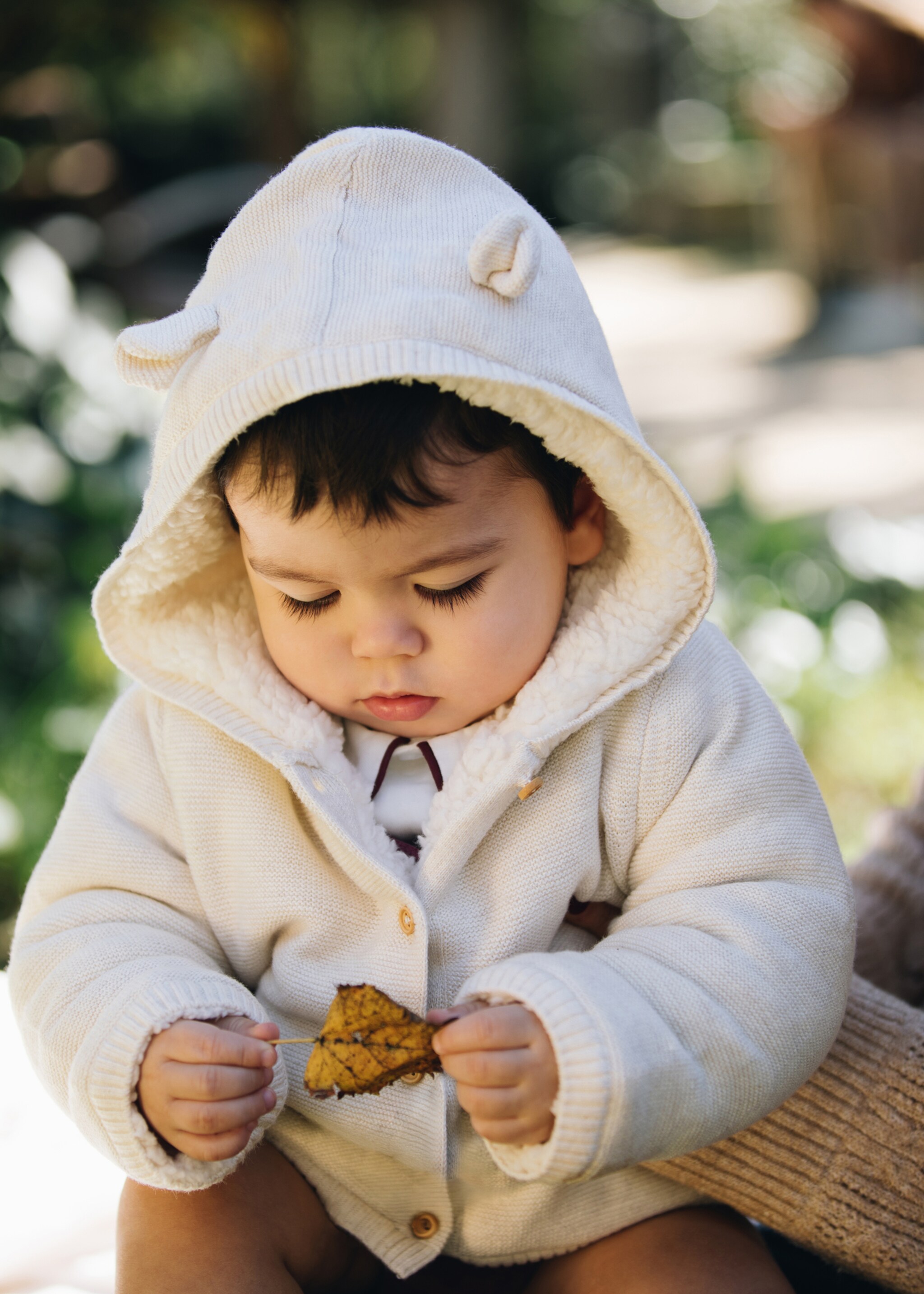 Knit cardigan with fleece lining - Details of the article 5, Sand. Ref: 17076348-00.