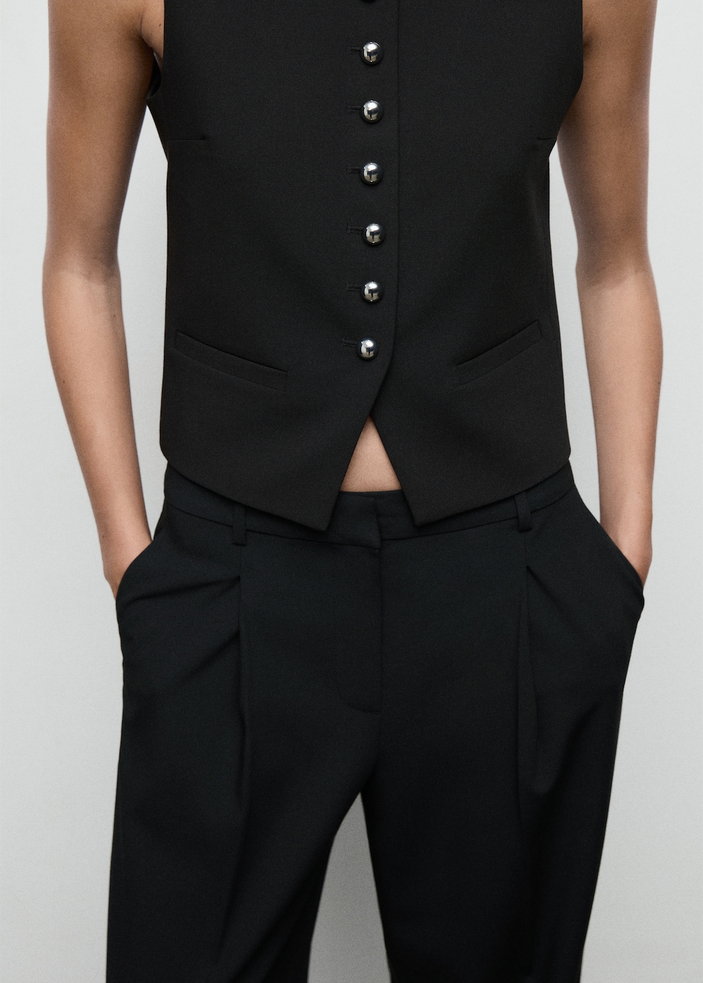 Pleated wide leg trousers