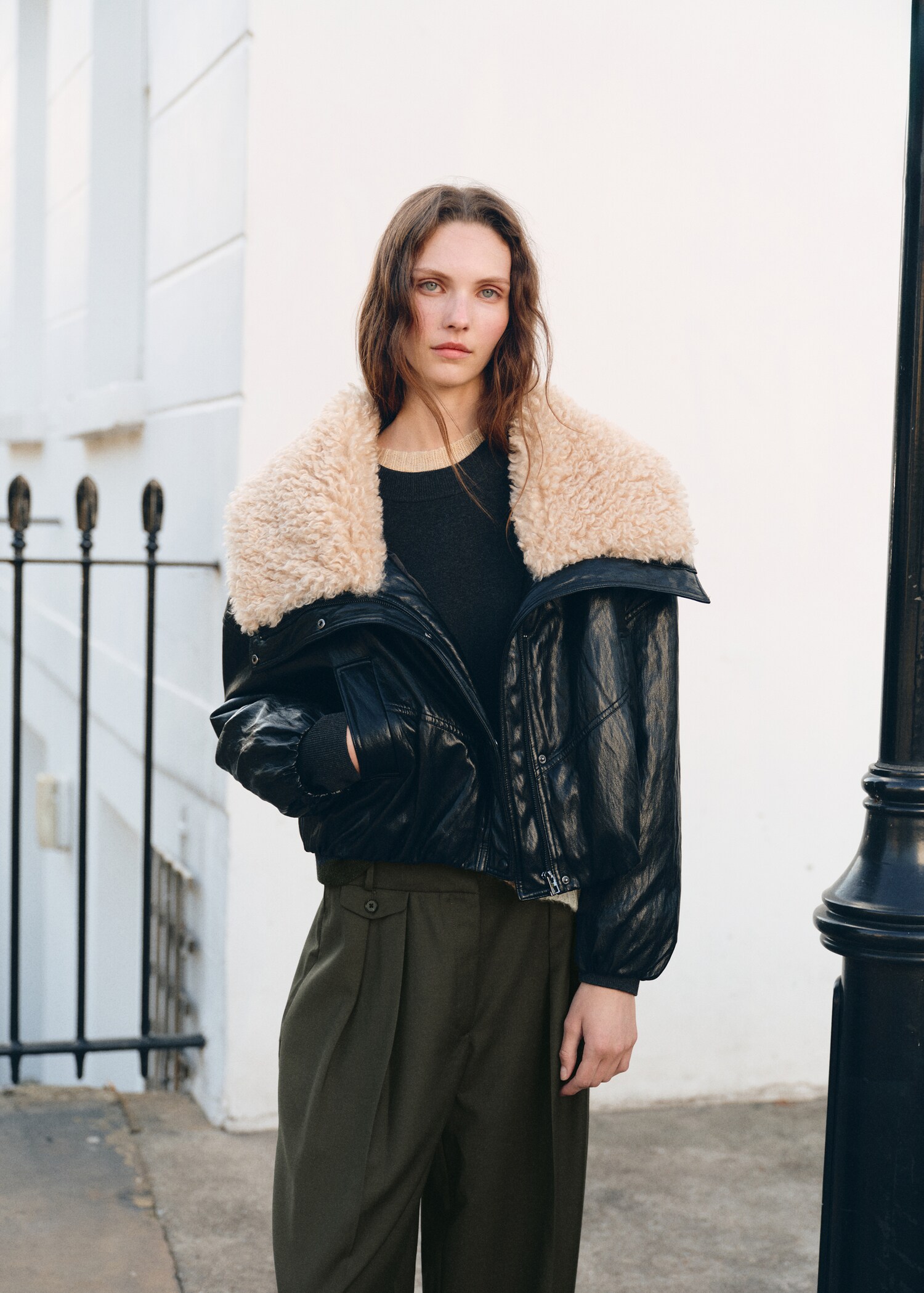 Veste effet cuir col sherpa - Détail de l'article 2