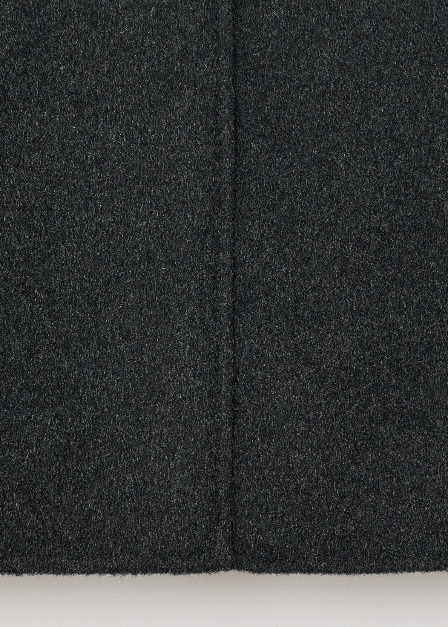 Wool midi-skirt with slit - Details of the article 8