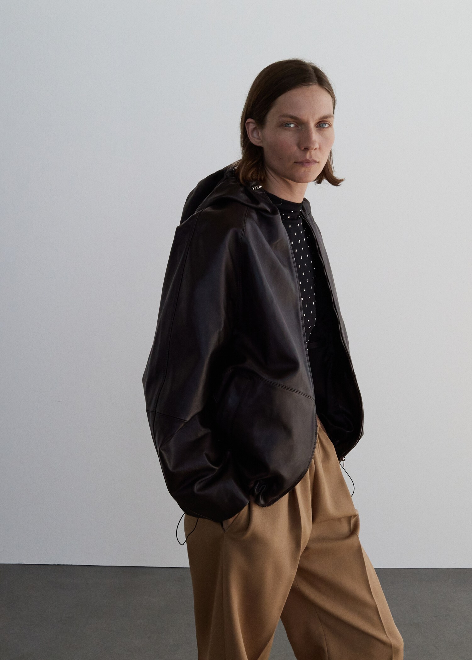 100% leather jacket with hood - Medium plane