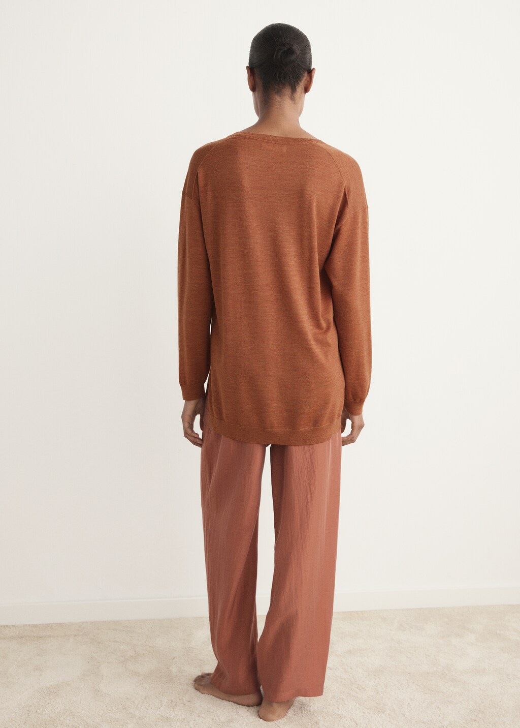 V-neck wool sweater - image 3