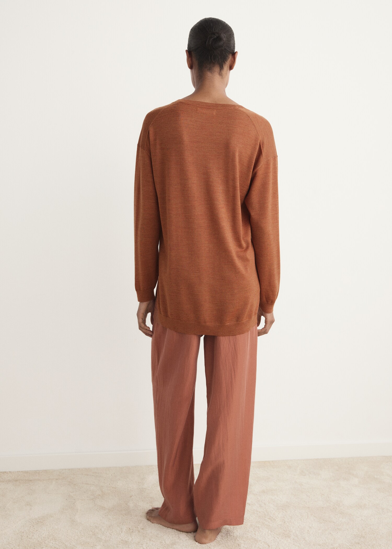 Wool pyjama sweater - Reverse of the article
