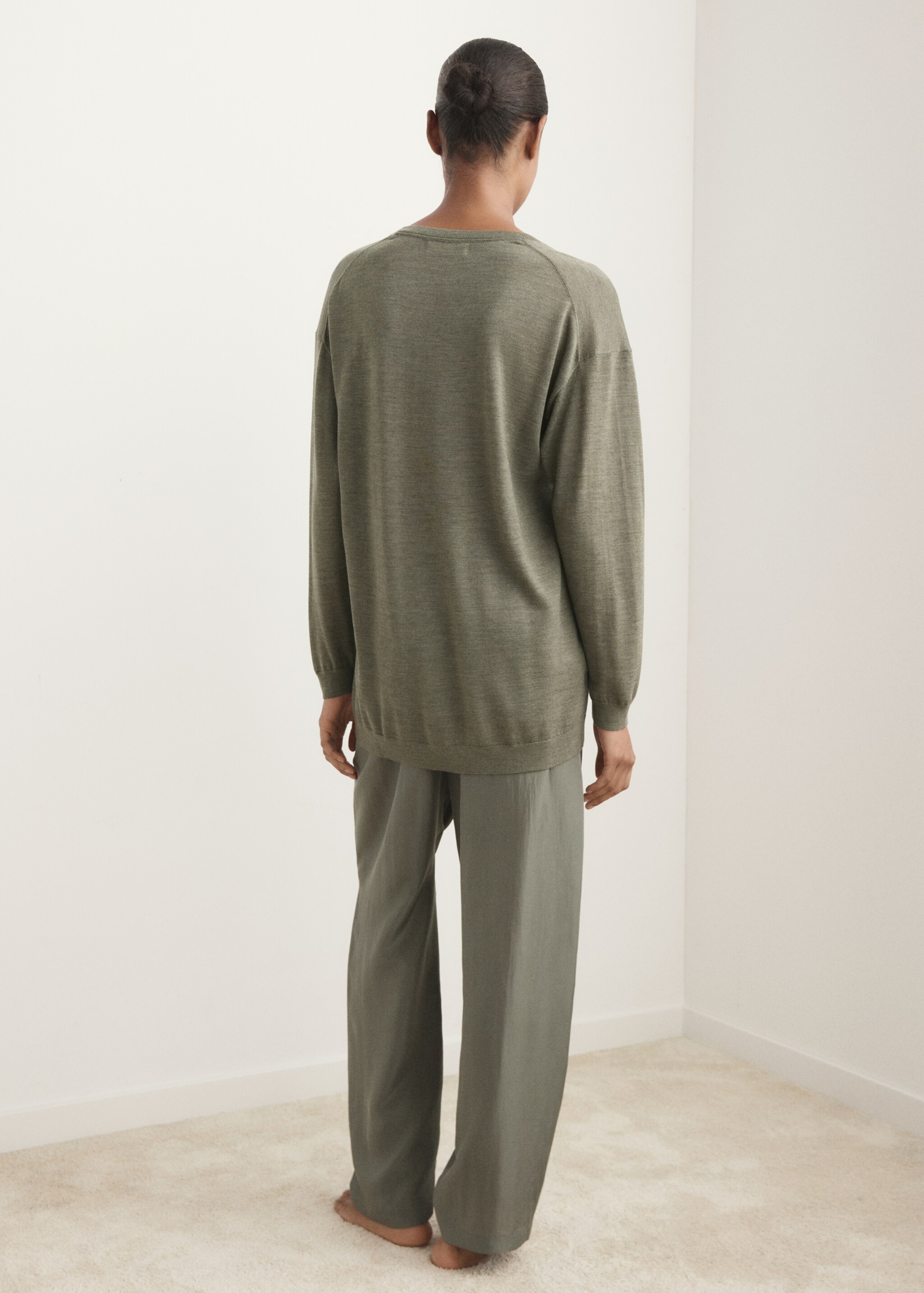 Wool pyjama sweater - Reverse of the article, Green. Ref: 17076722-00.