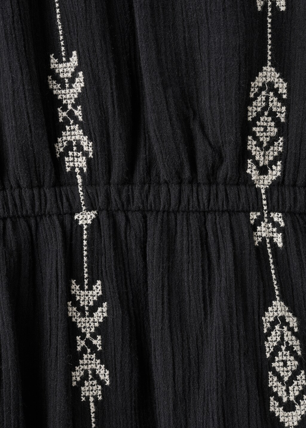 Embroidered flounce dress