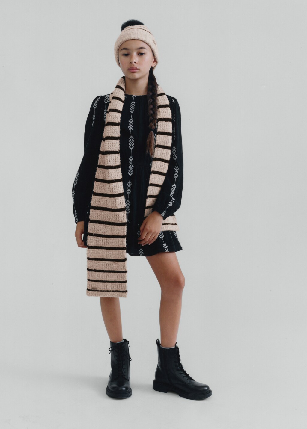 Embroidered flounce dress