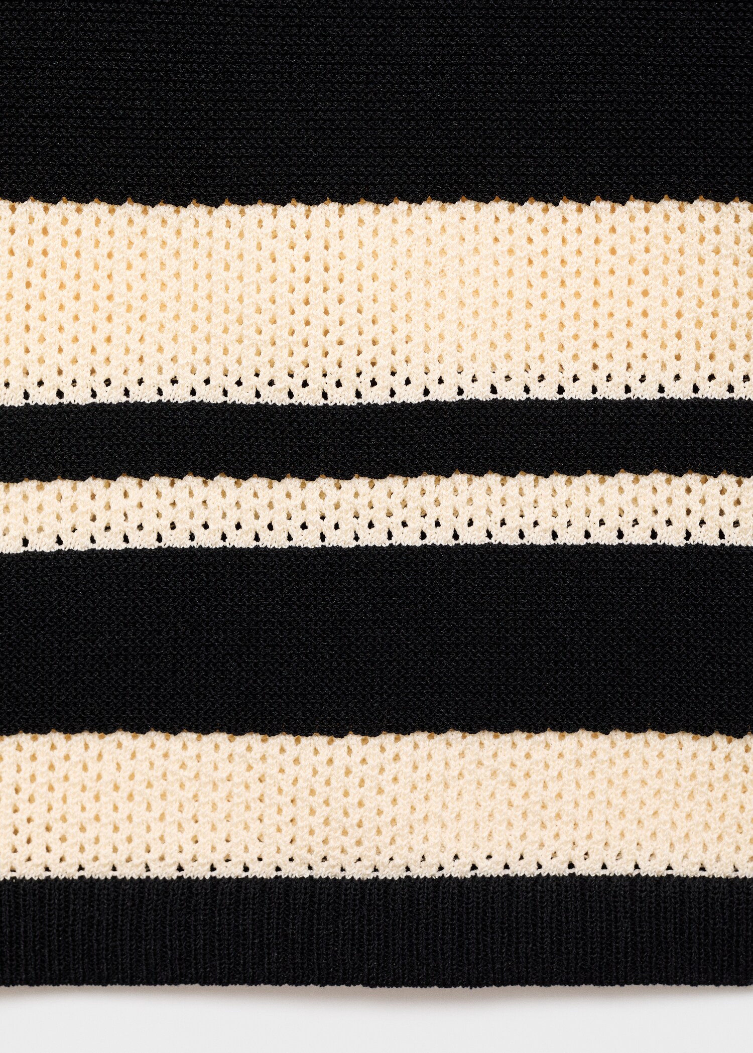 Knitted midi skirt with stripes - Details of the article 0