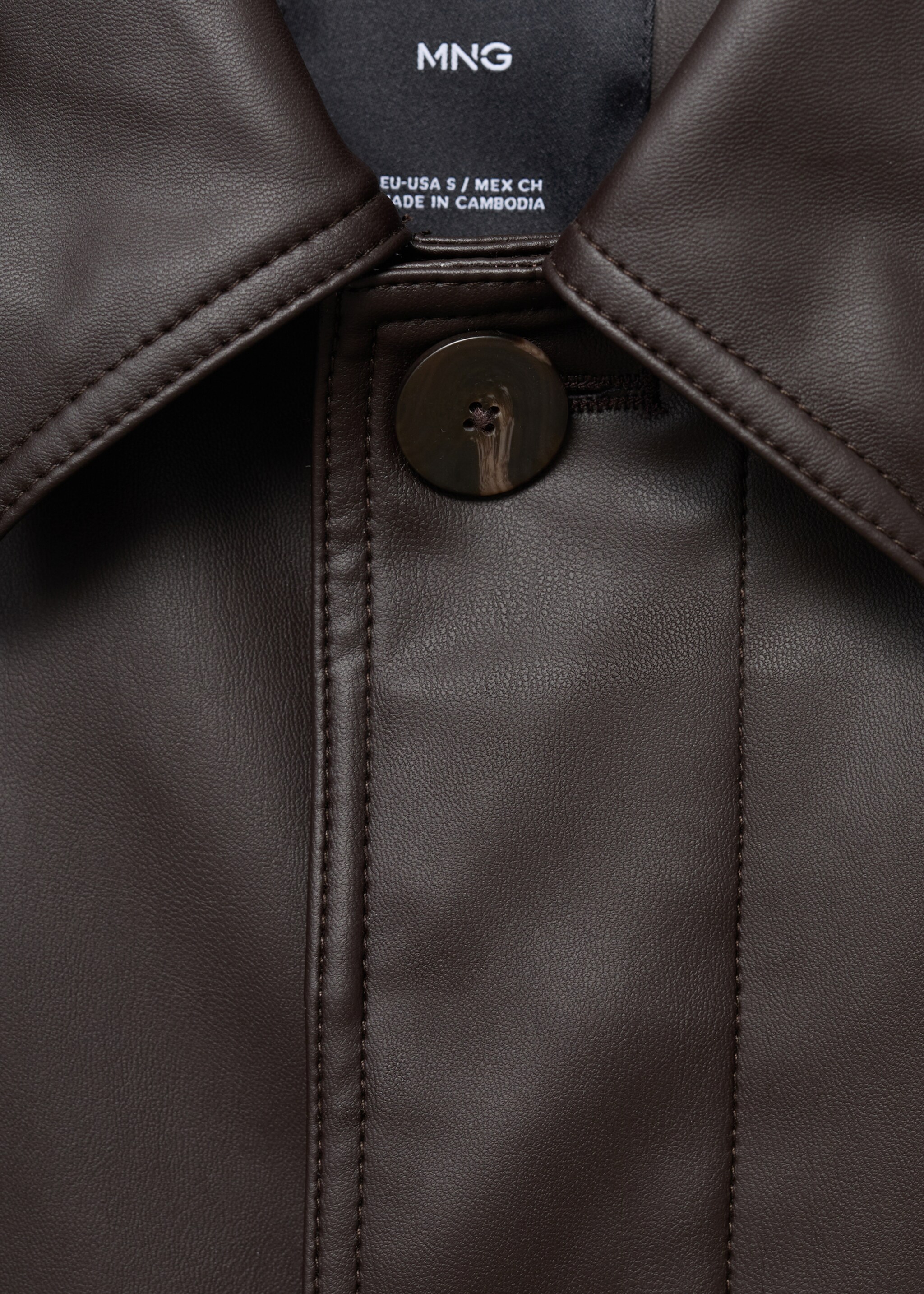 Long leather-effect trench coat - Details of the article 8, Chocolate. Ref: 17076733-00.