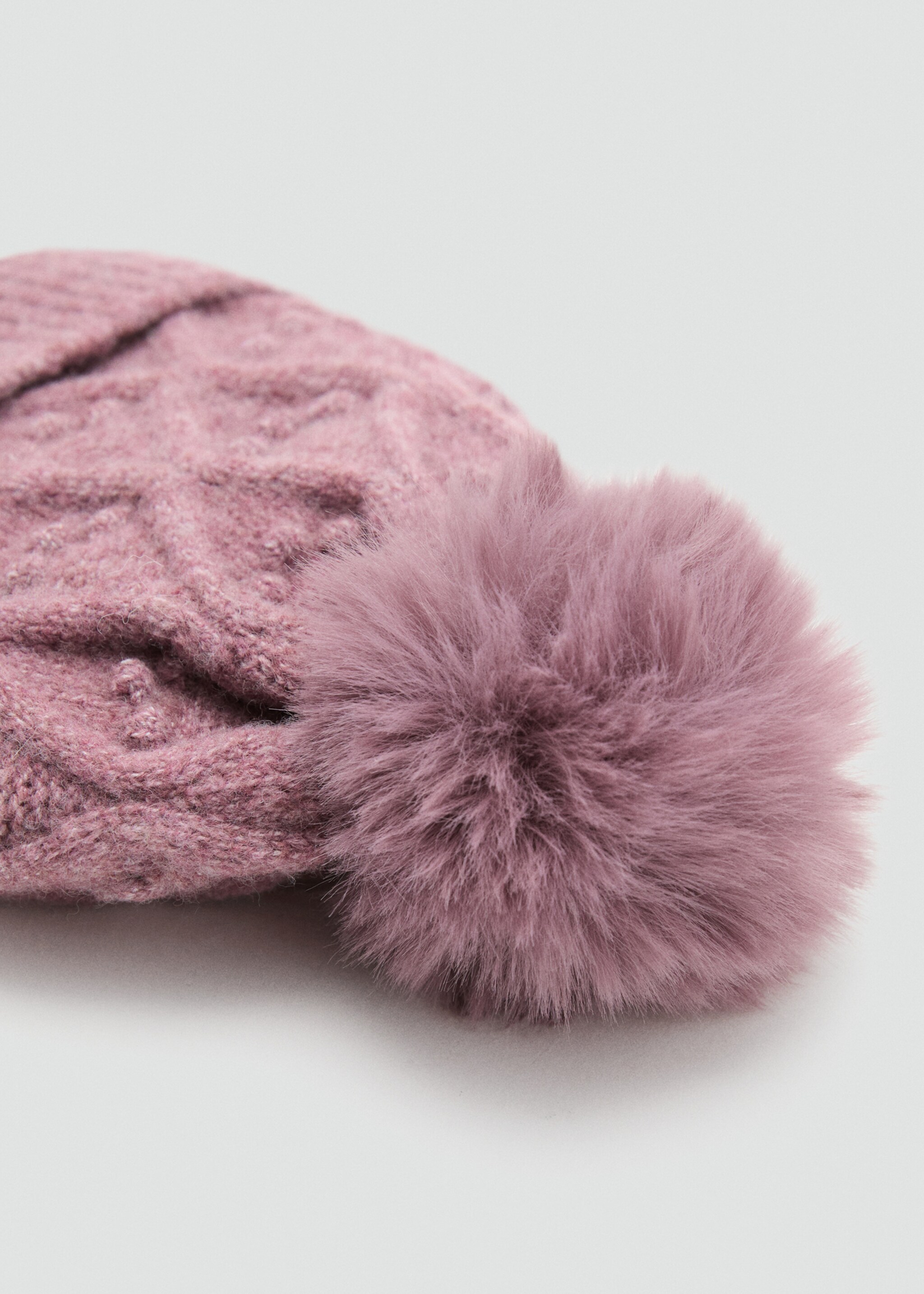Textured pom-pom hat - Ürün detayı 1, Şarap Rengi. Ref: 17076734-00.