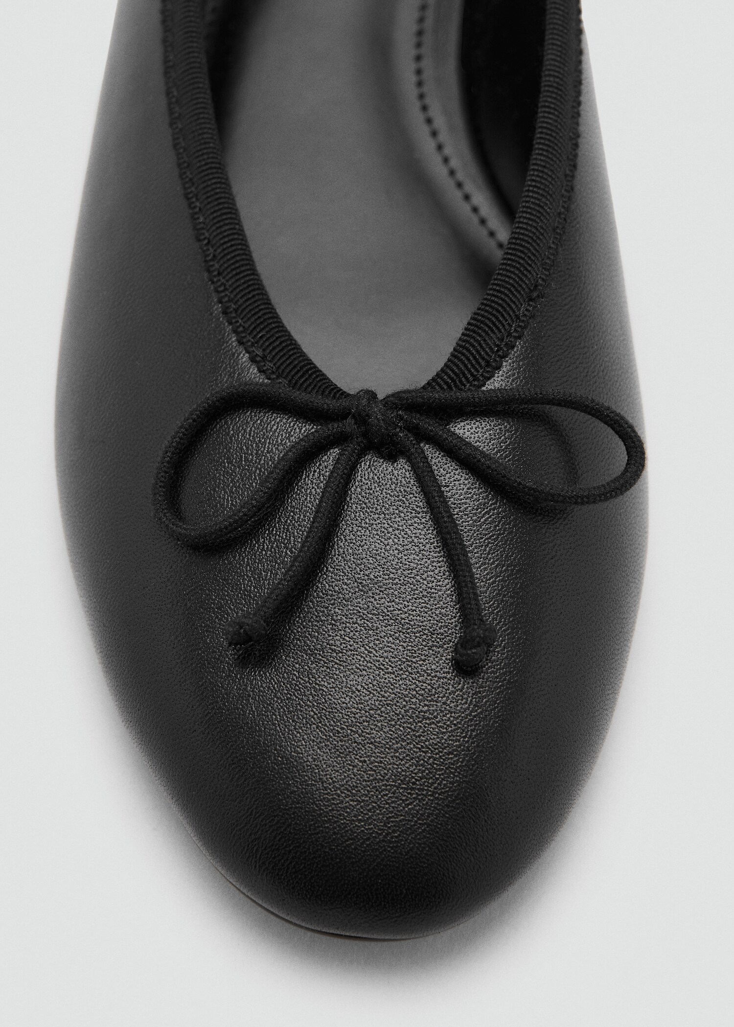 Leather ballet flats with bow - Details of the article 2